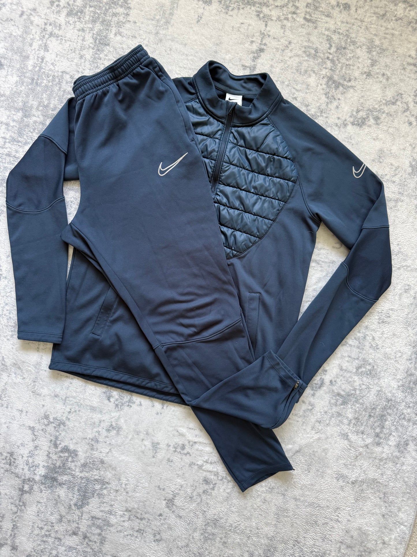 Nike Tracksuit - M