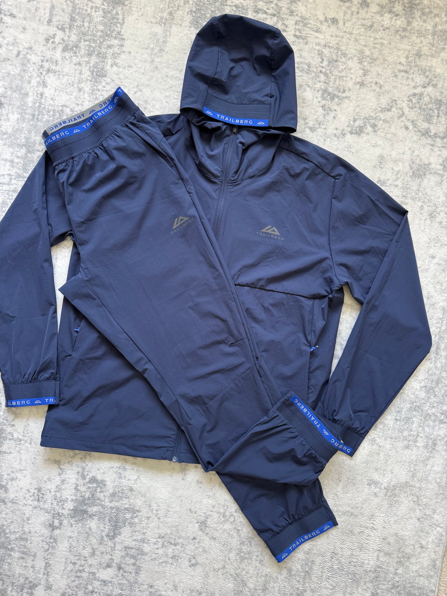Trailberg Tracksuit - XXL/L