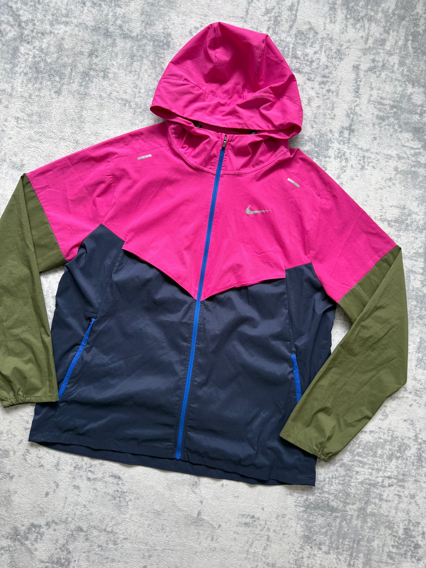 Nike Windrunner - L