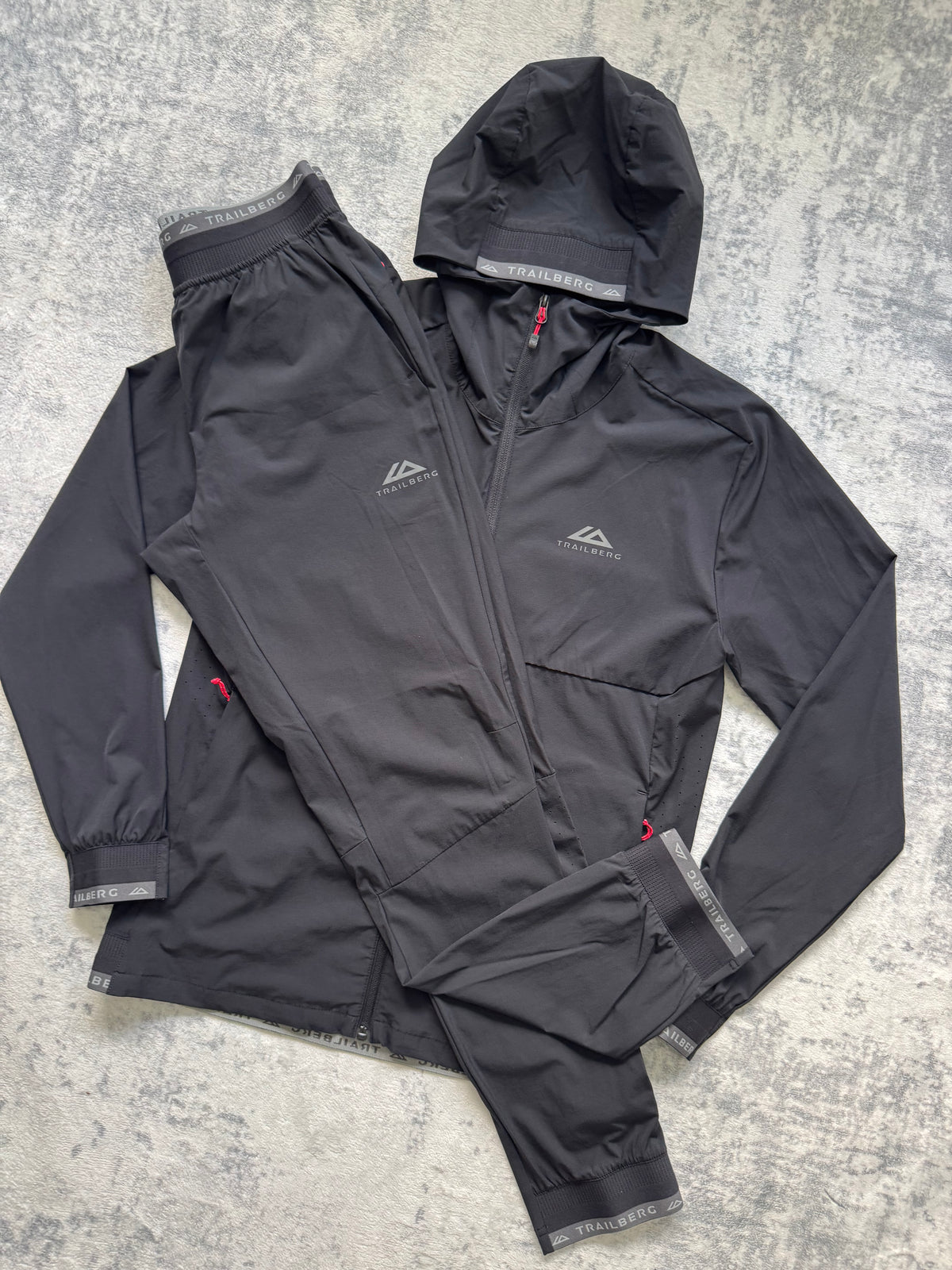 Trailberg Tracksuit - S/XS