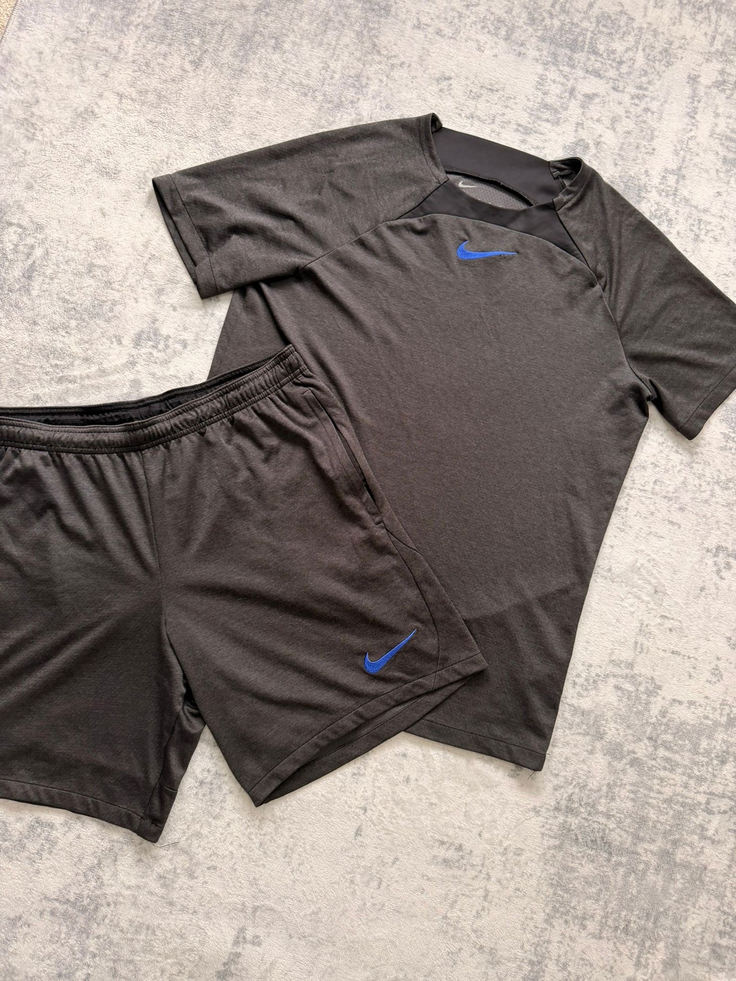 Nike Short Set - L