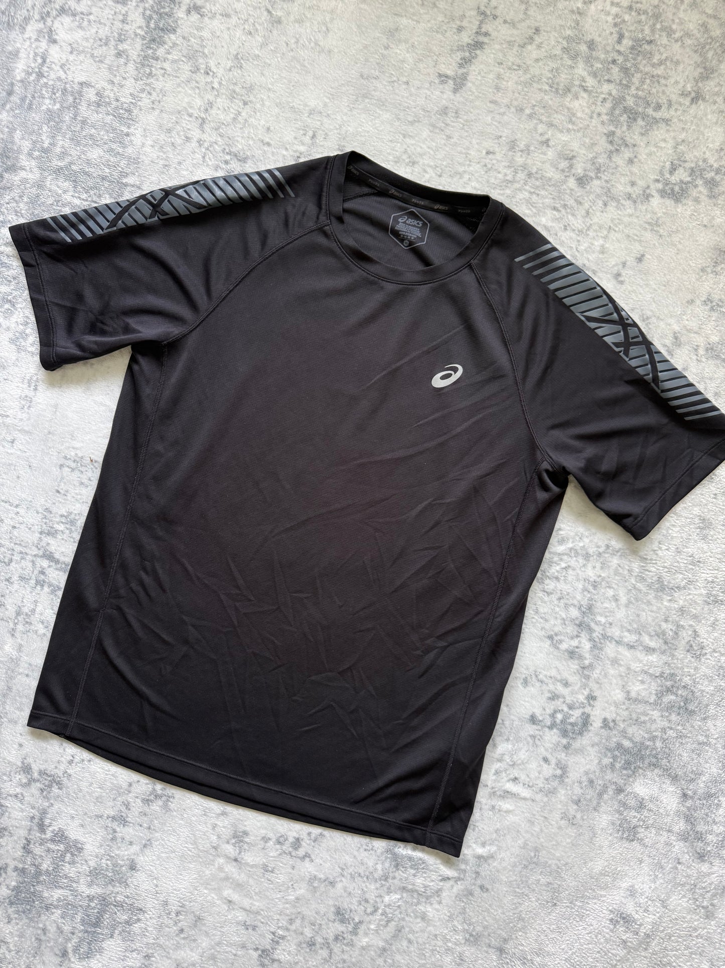 Asics T Shirt - M