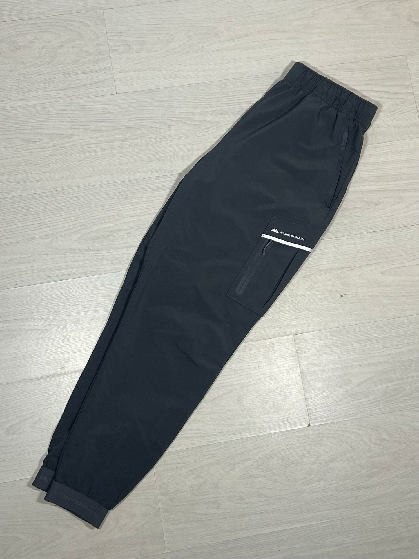 Monterrain Cargo - XL - Active Supply