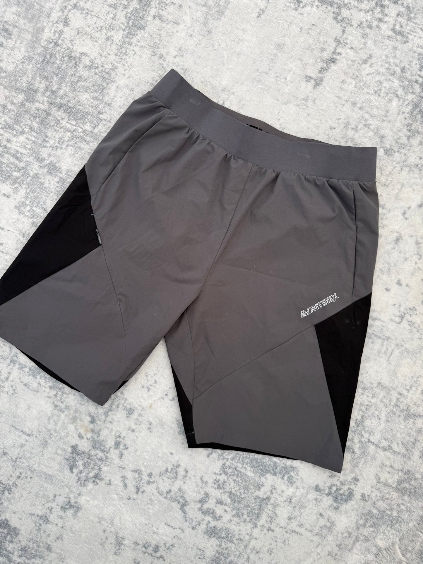 Montirex Shorts - L - Active Supply
