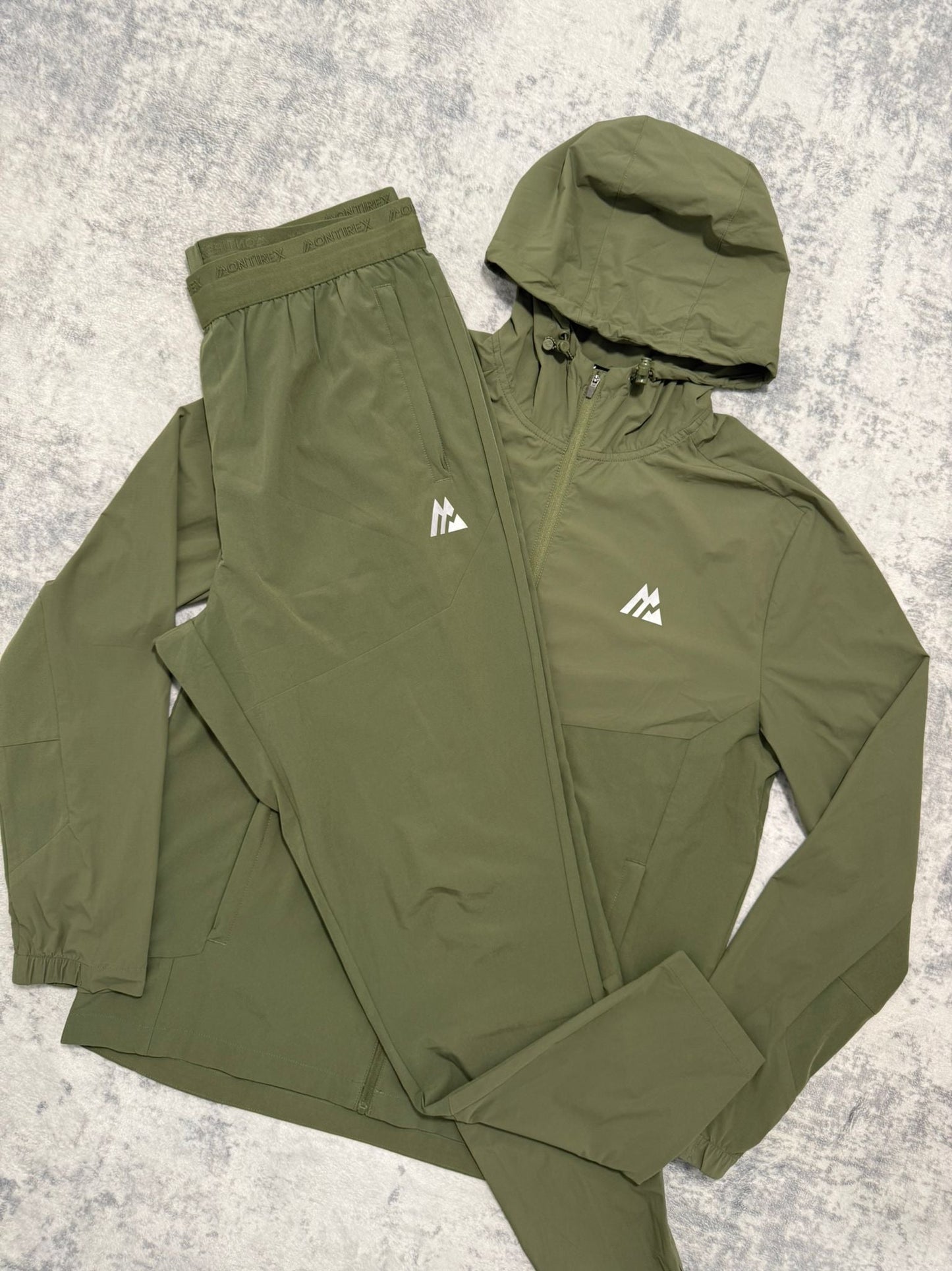 Montirex Tracksuit - M/L - Active Supply