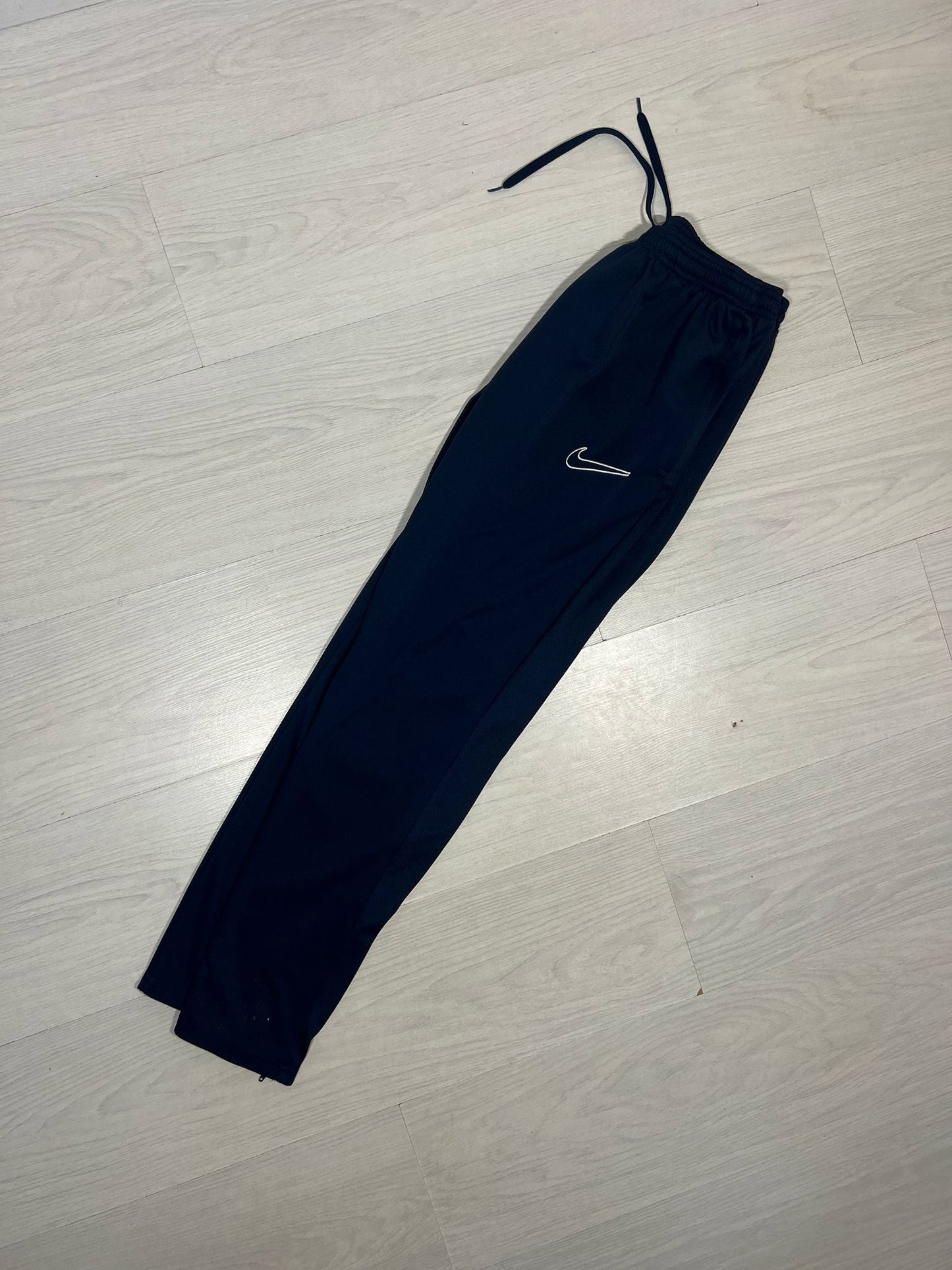 Nike Dri Fit Bottom - L - Active Supply