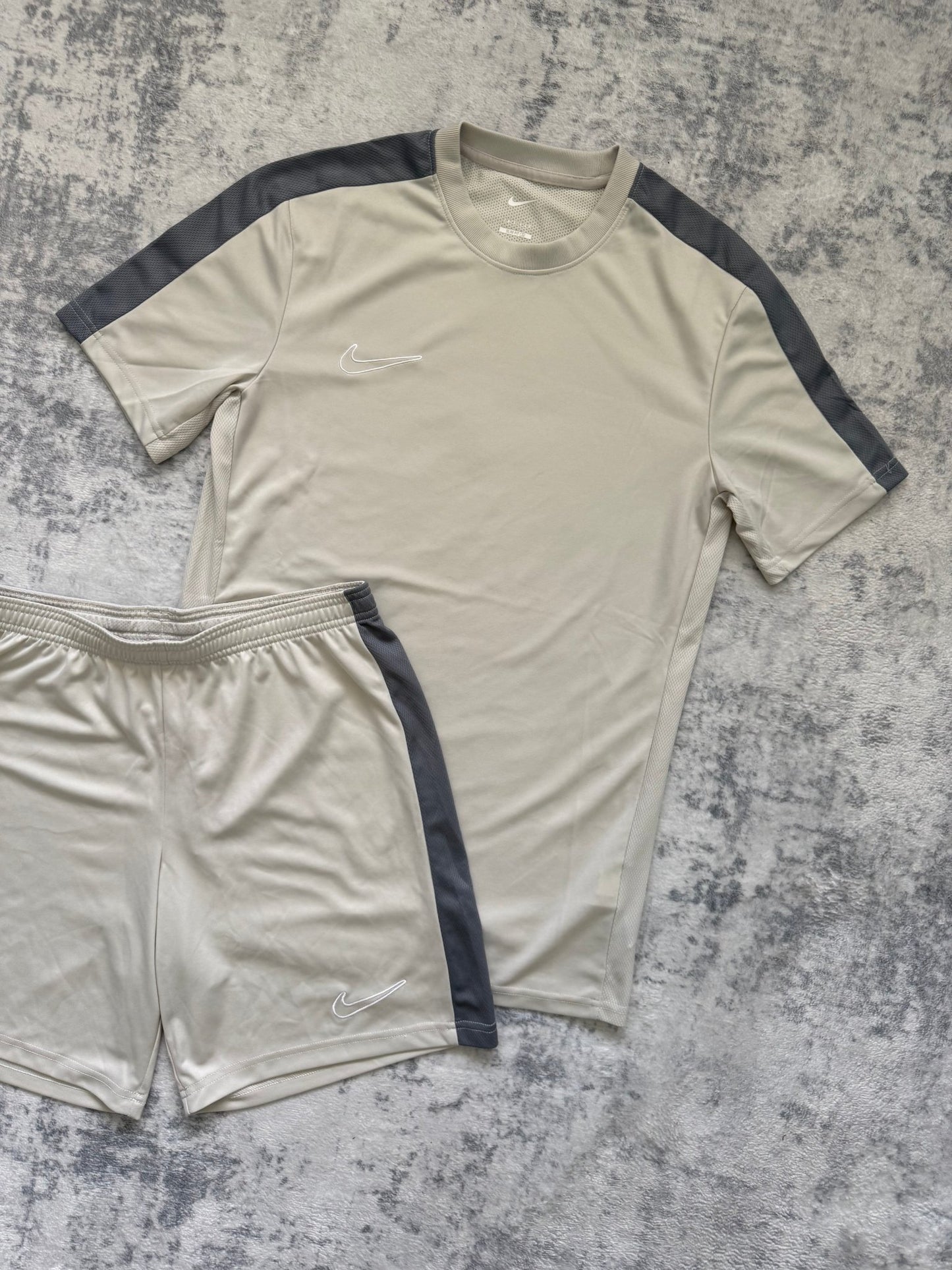 Nike Short Set - M - Active Supply