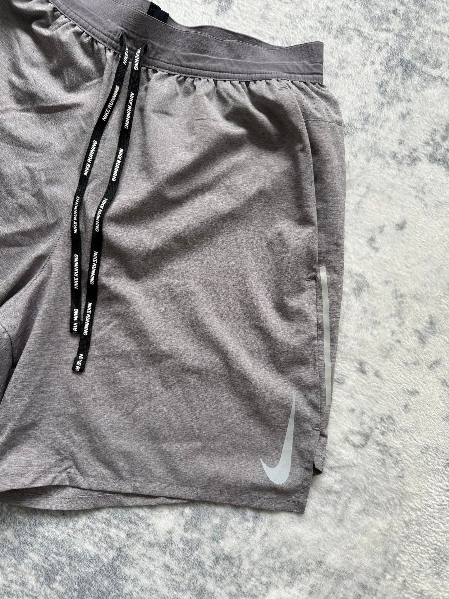 Nike Shorts - S - Active Supply