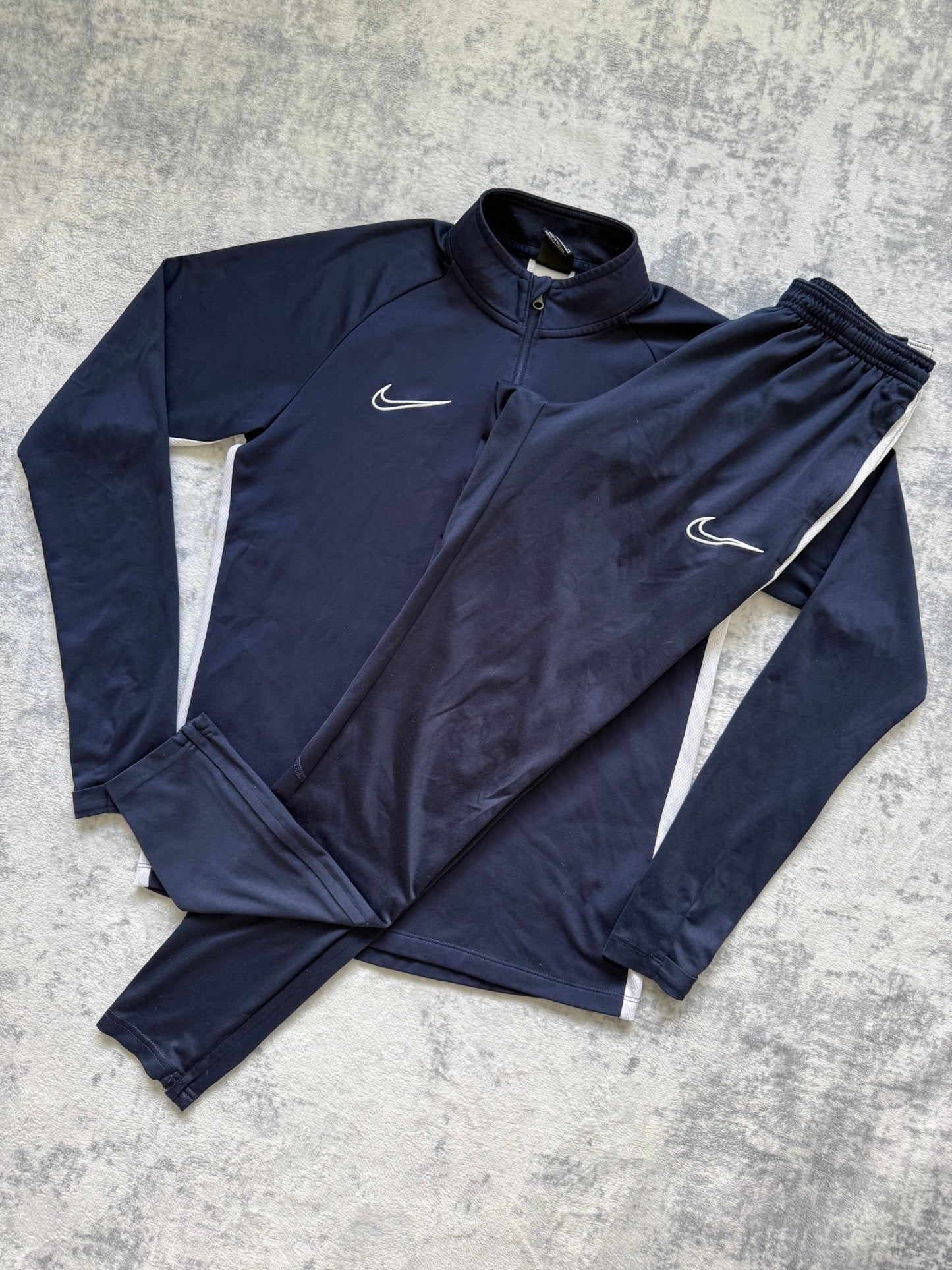 Nike Tracksuit - S - Active Supply