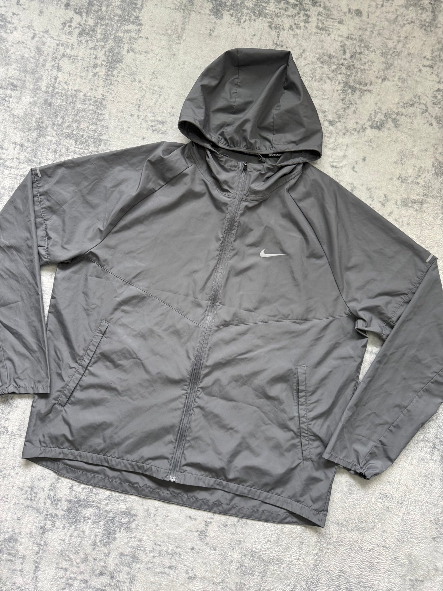 Nike Windrunner - XL - Active Supply
