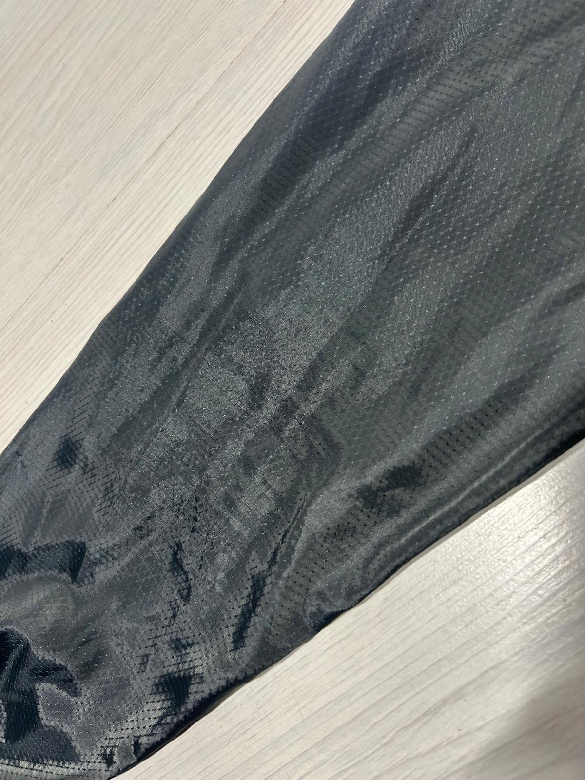 *OUTLET* Montirex Windbreaker - L - Active Supply