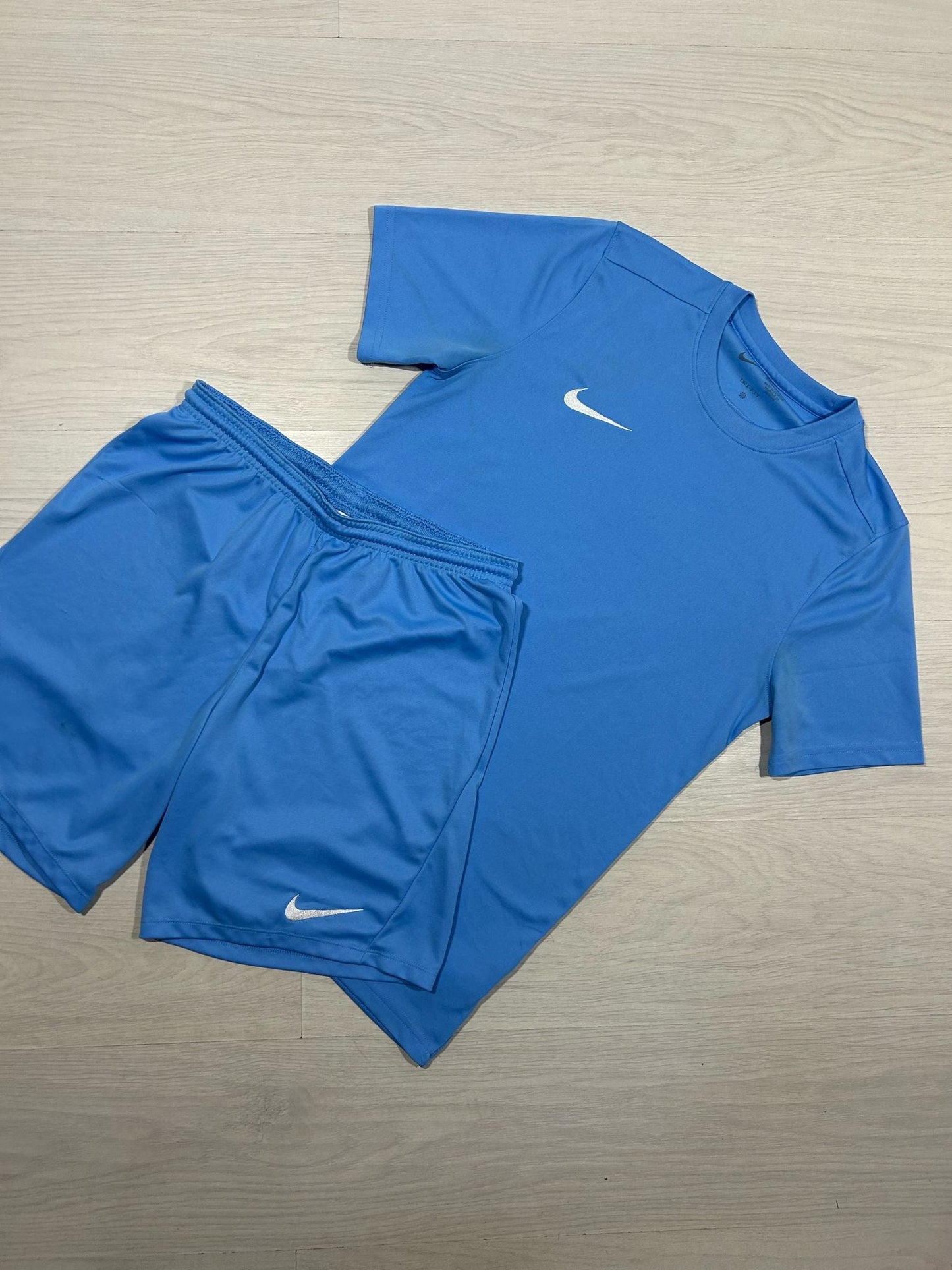 *OUTLET* Nike Dri Fit Short Set - M - Active Supply