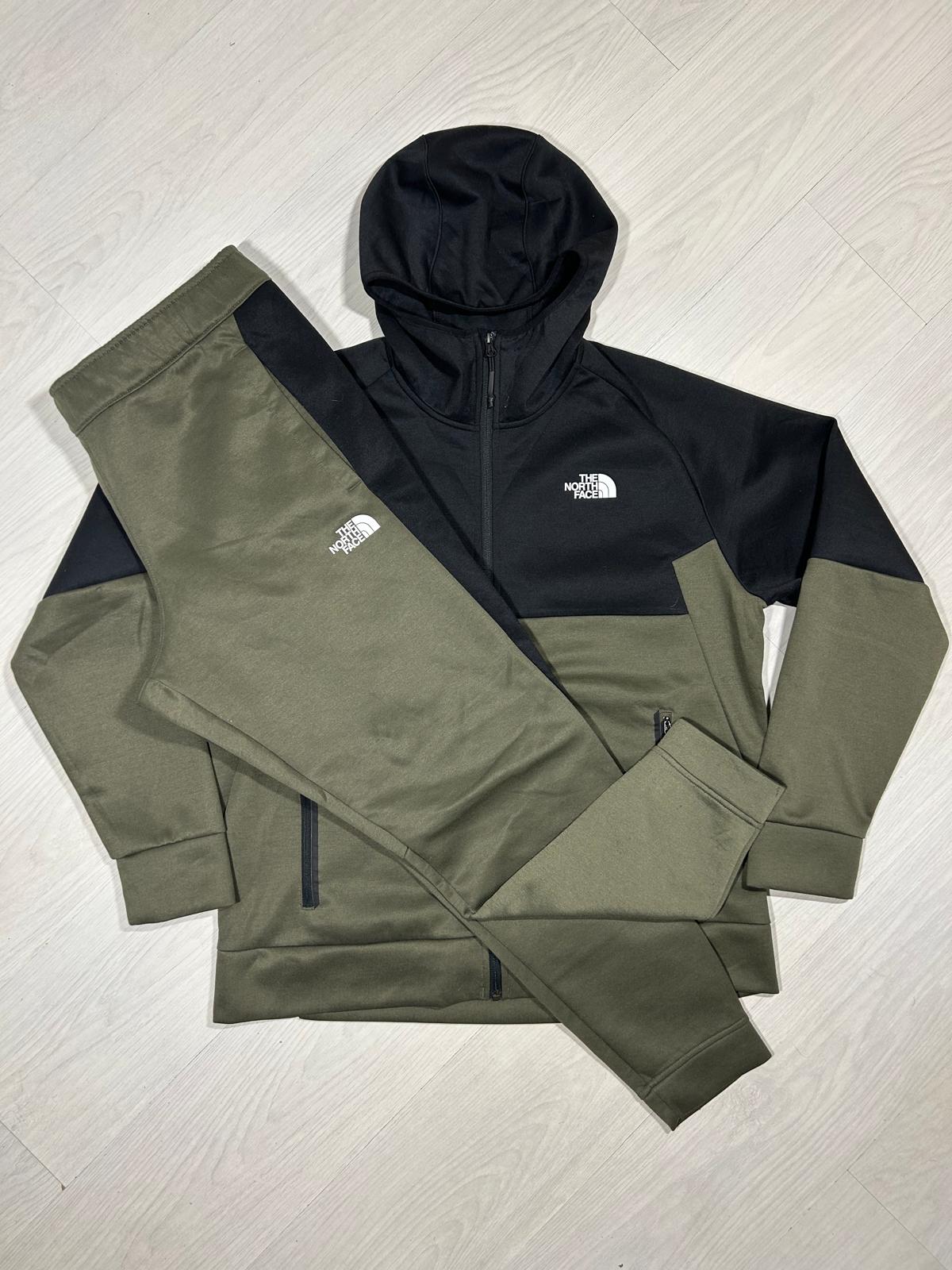 The North Face Tracksuit - XL - Active Supply
