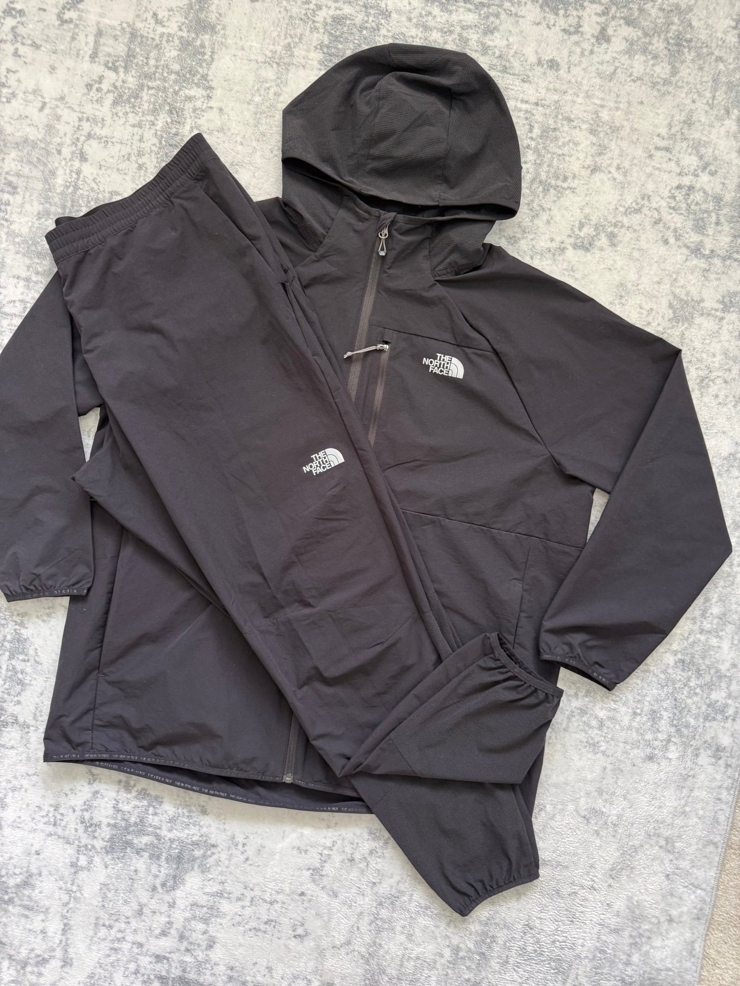 The North Face Tracksuit - XXL/XL - Active Supply