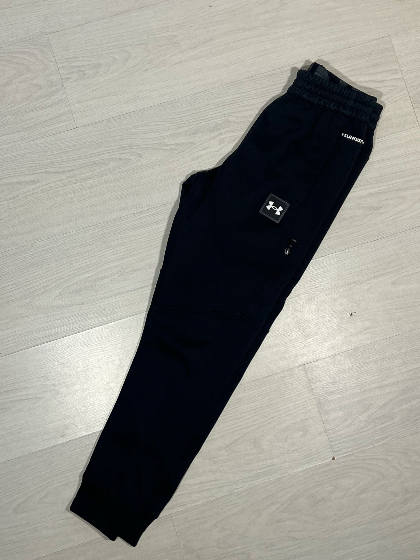 Under Armour Jogger - S - Active Supply