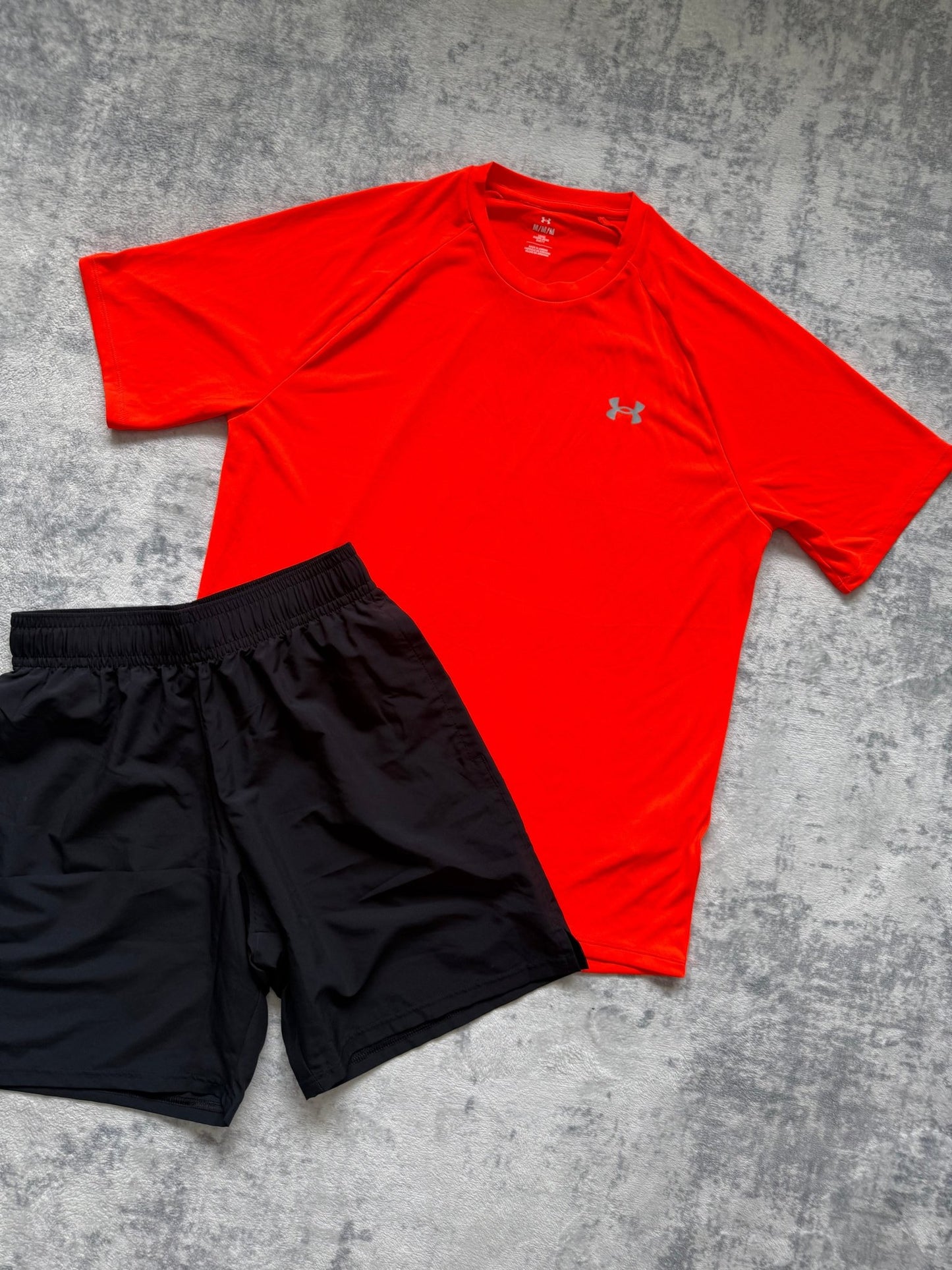 Under Armour Short Set - M - Active Supply