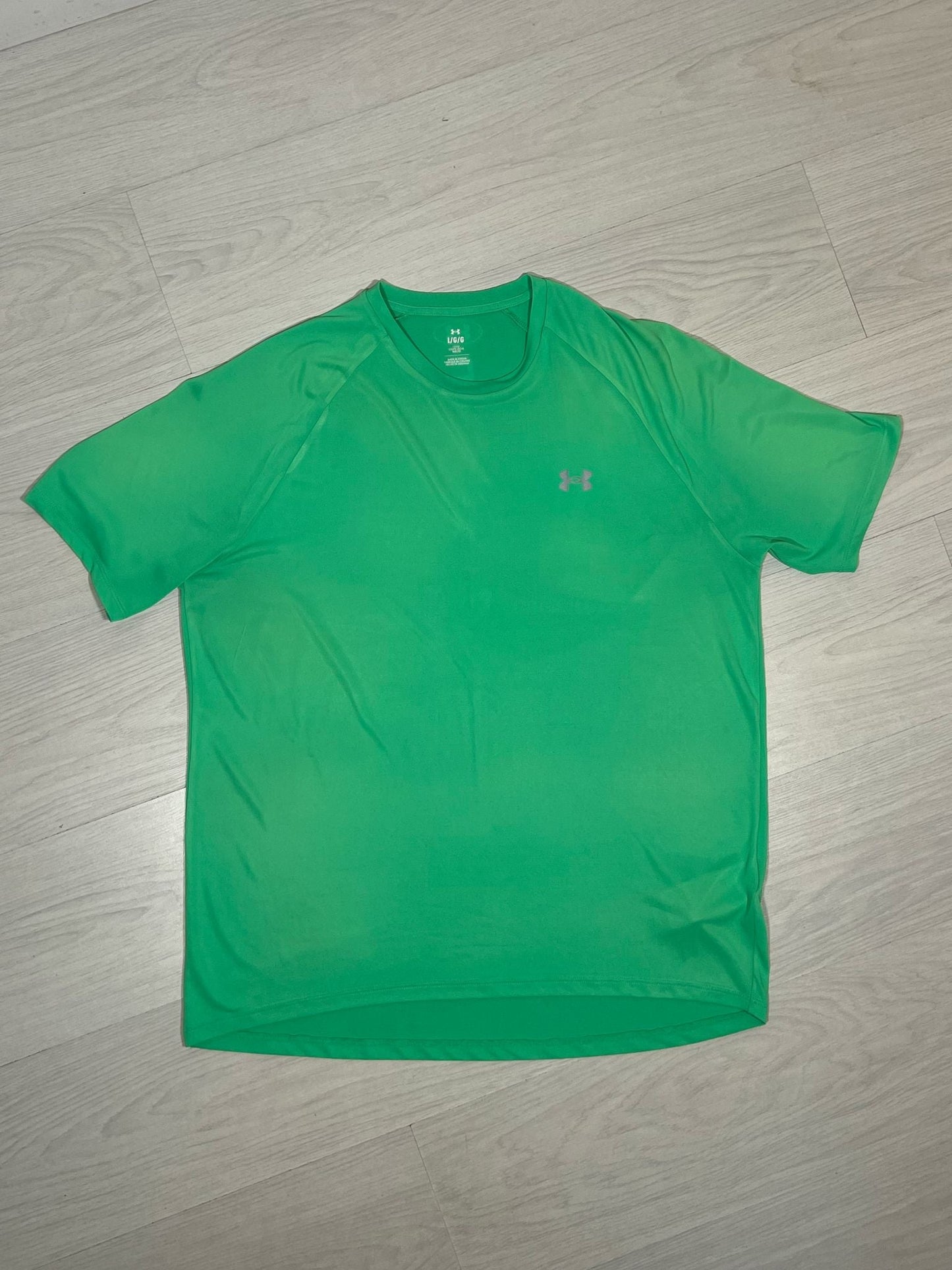 Under Armour T Shirt - L - Active Supply