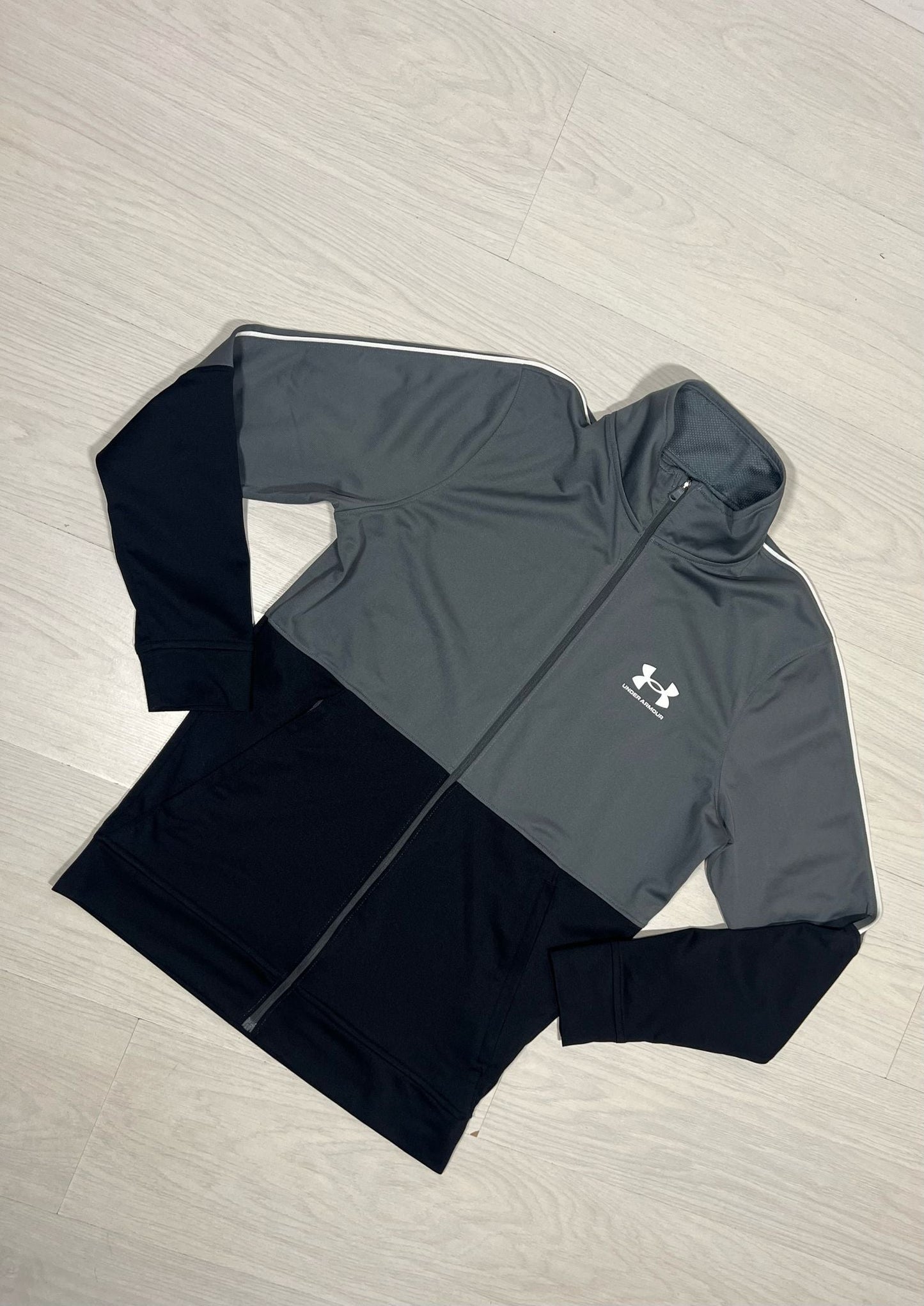 Under Armour Tracksuit Top - S - Active Supply