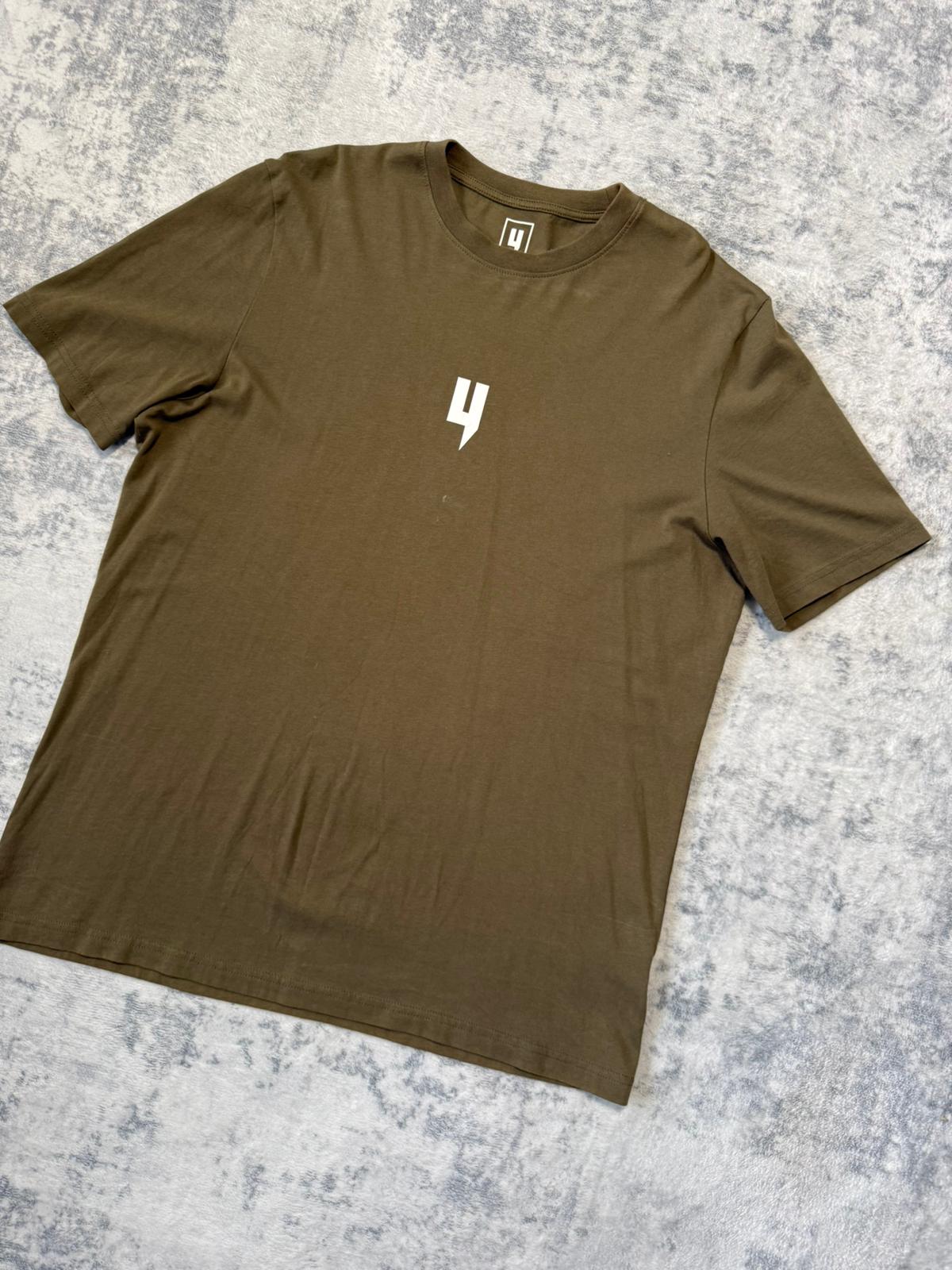 Yelir World T Shirt - L - Active Supply