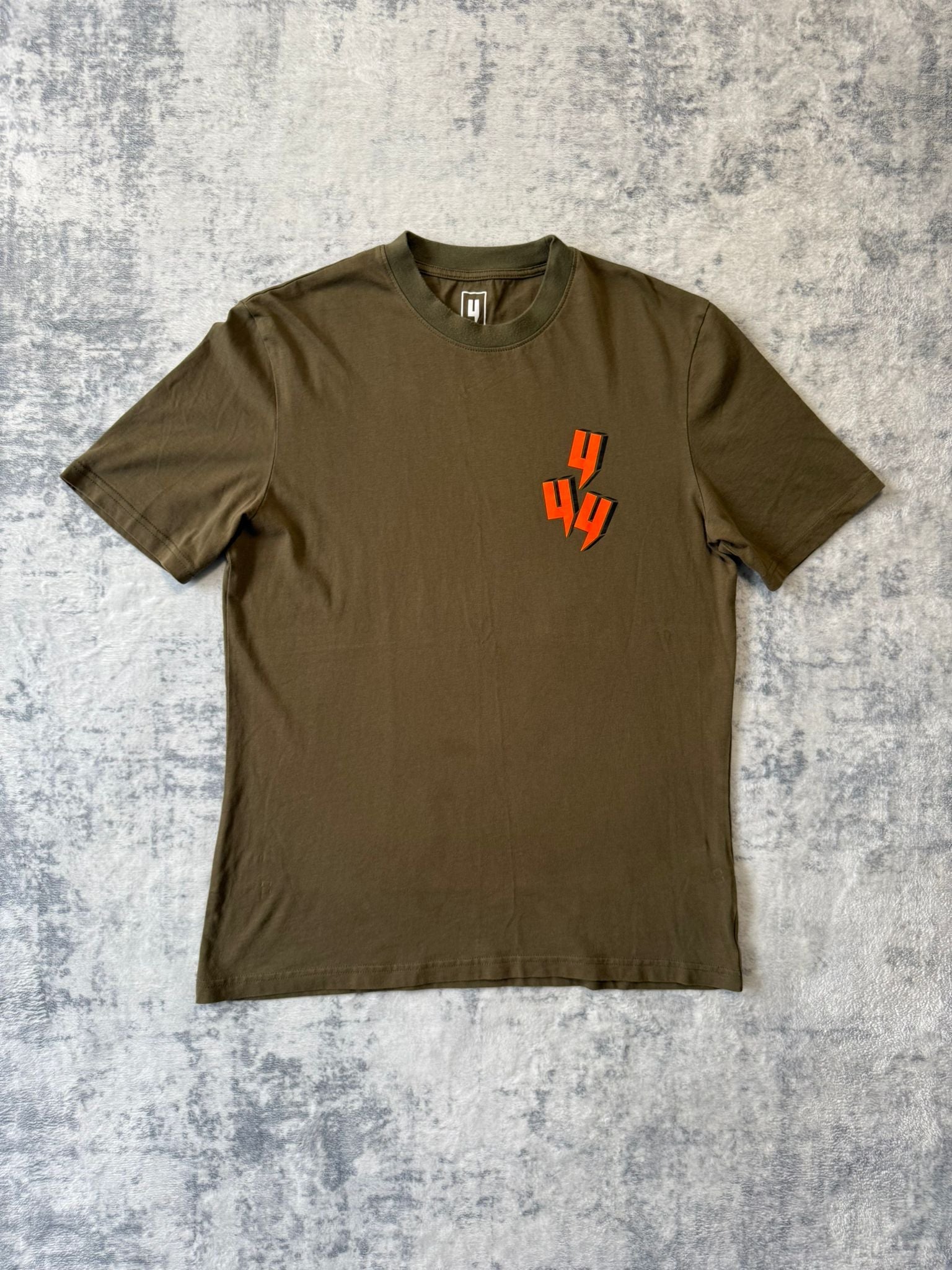 Yelir World T Shirt - M - Active Supply