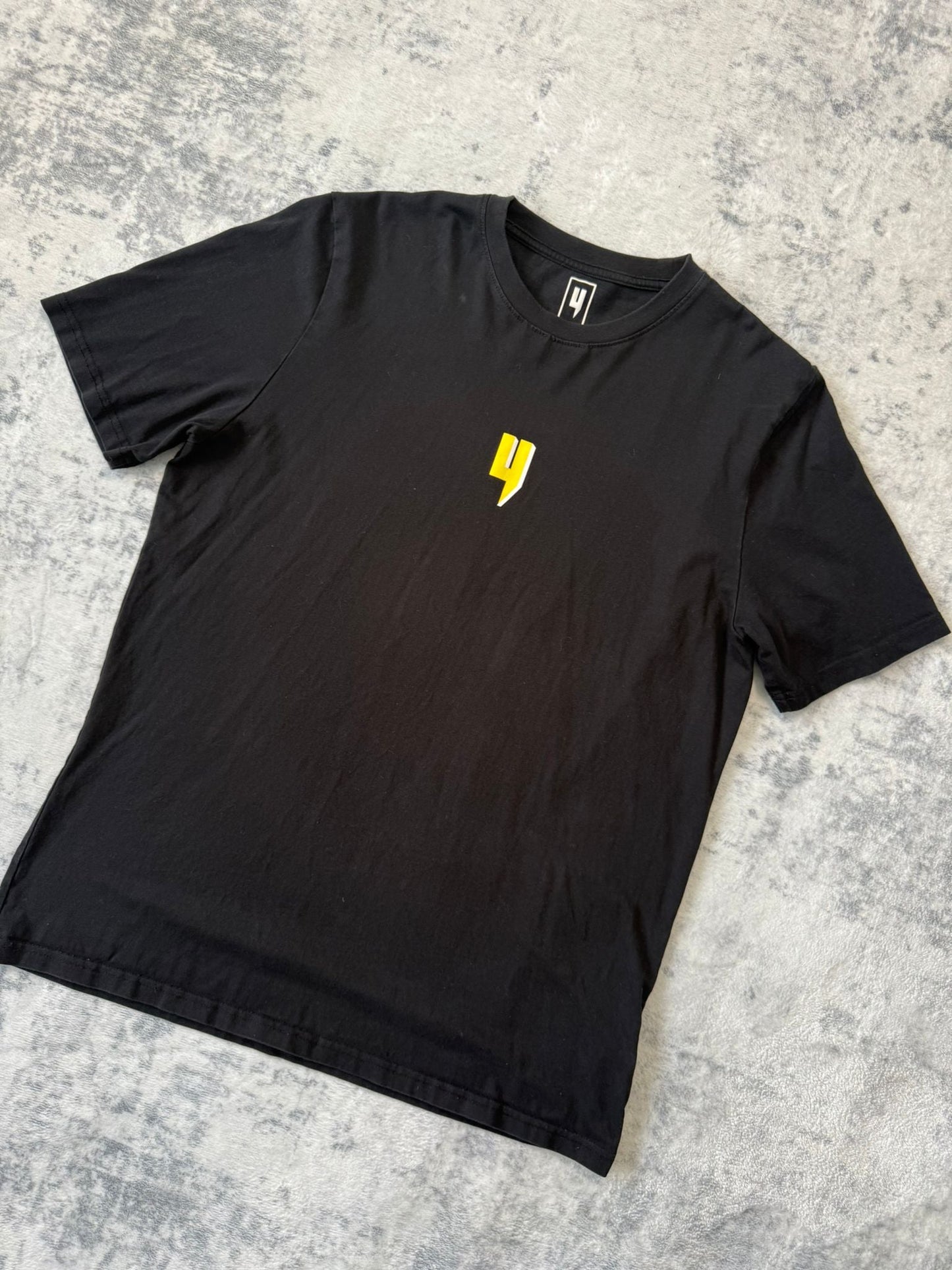 Yelir World T Shirt - XL - Active Supply