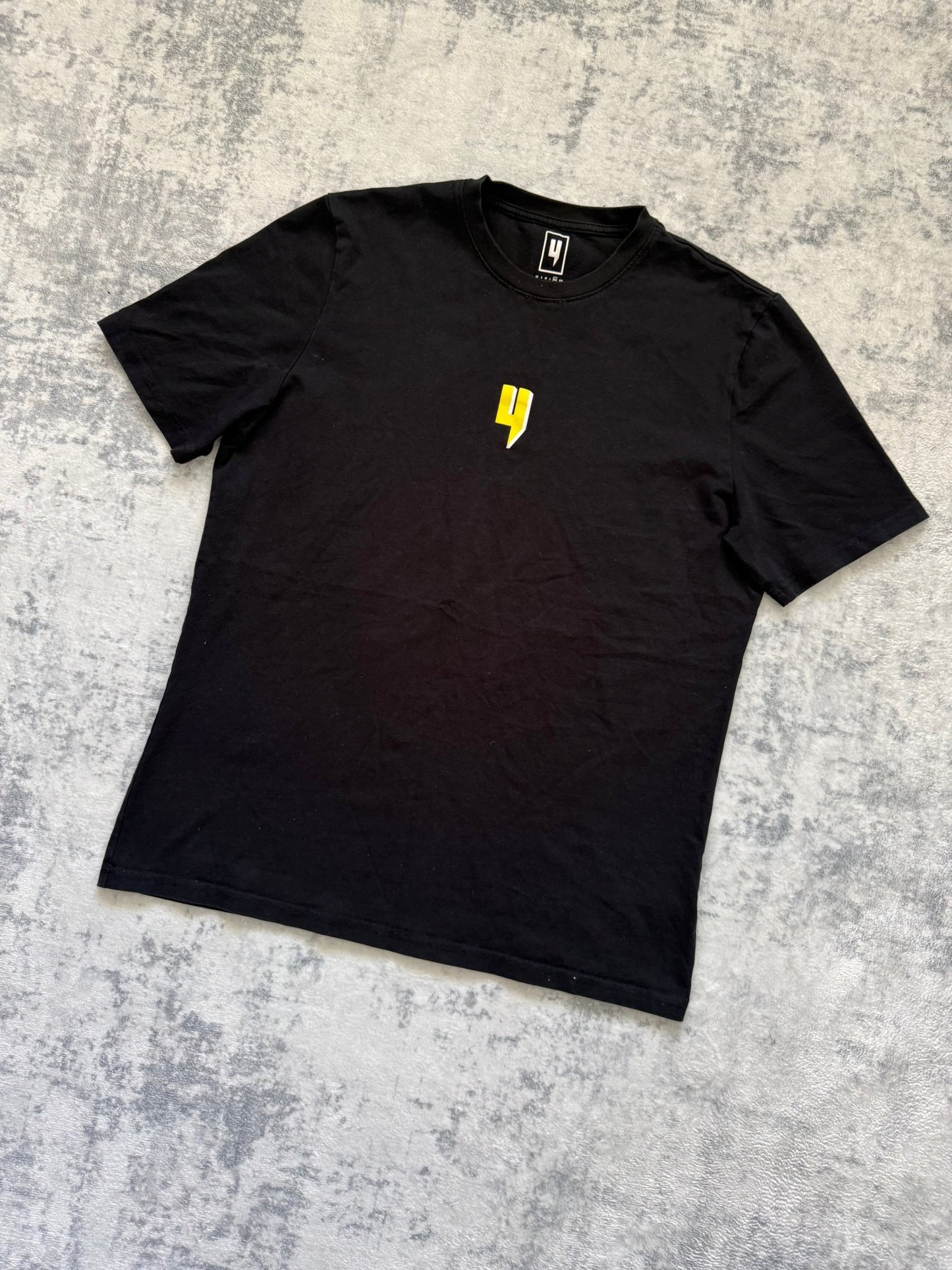 Yelir World T Shirt - XL - Active Supply