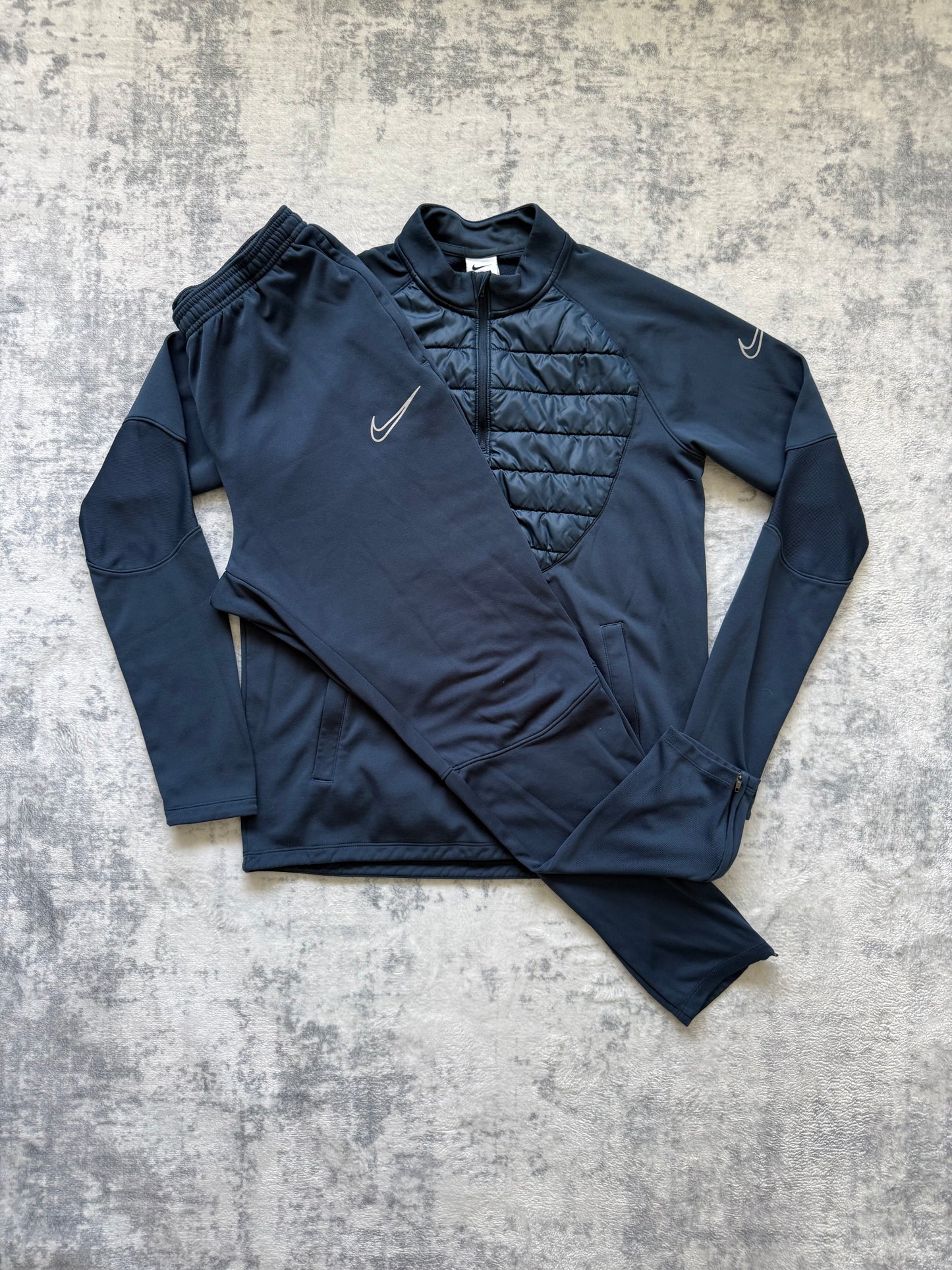 Nike Tracksuit - M