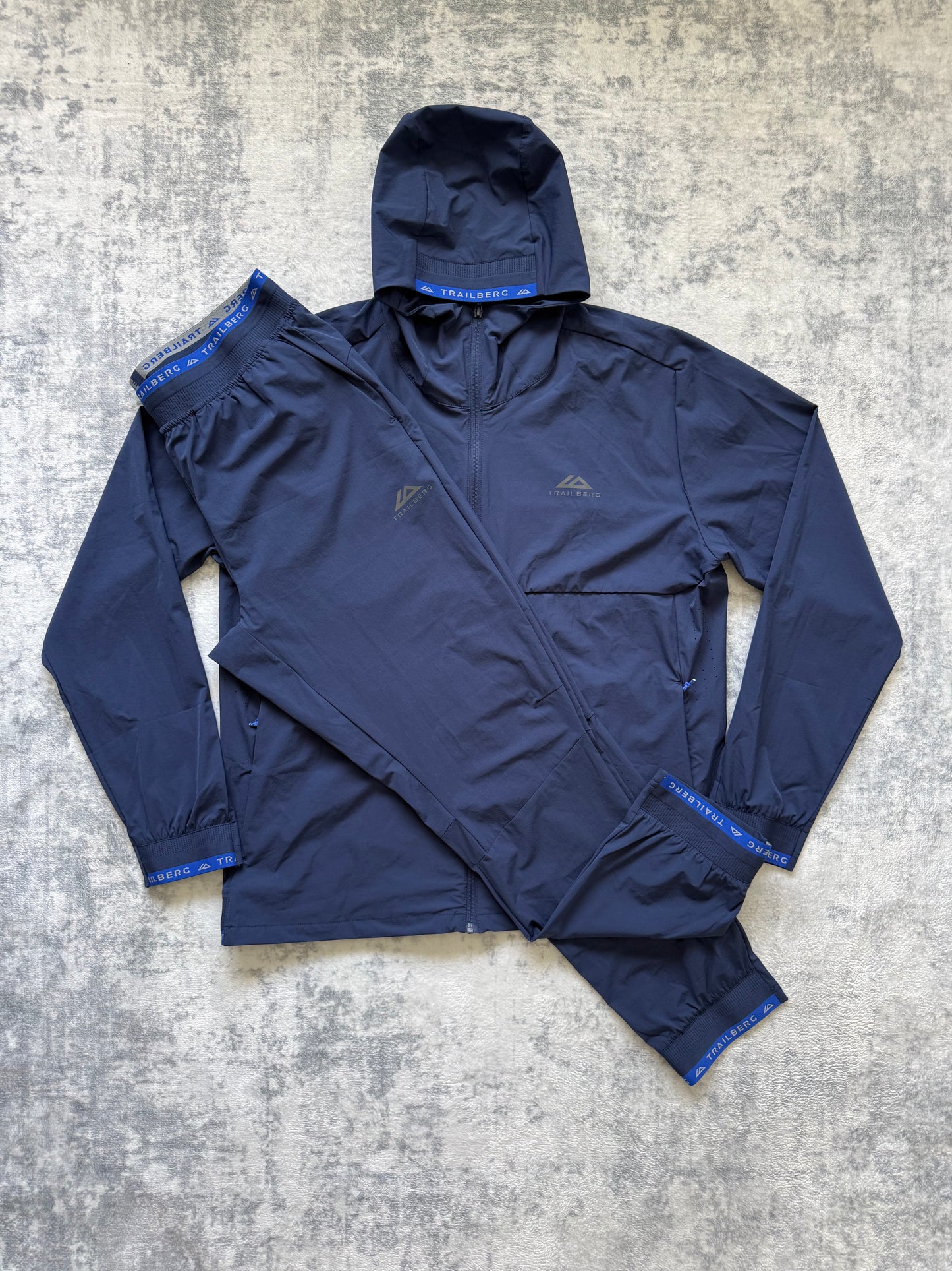 Trailberg Tracksuit - XXL/L