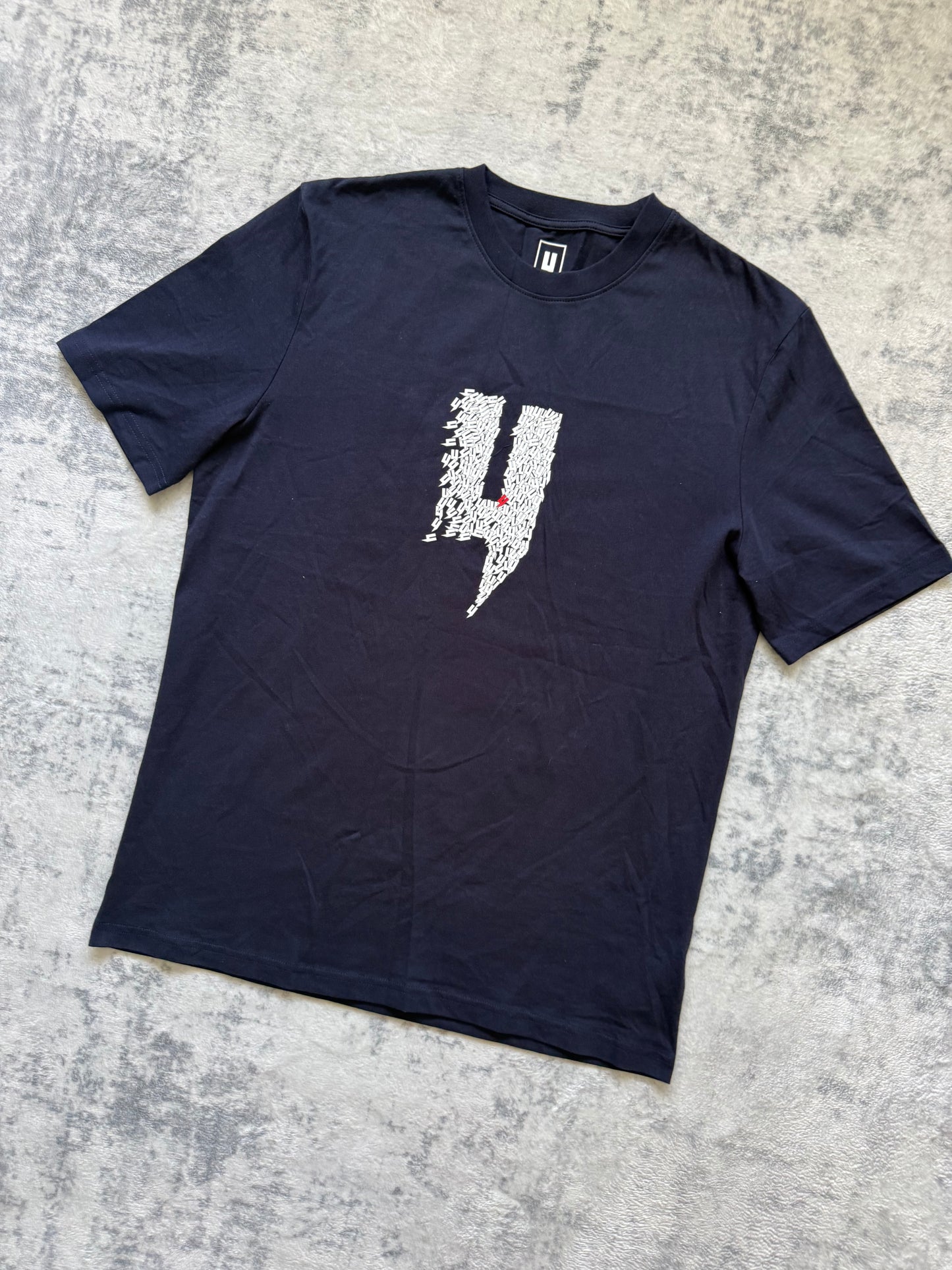 Yelir World T Shirt - L