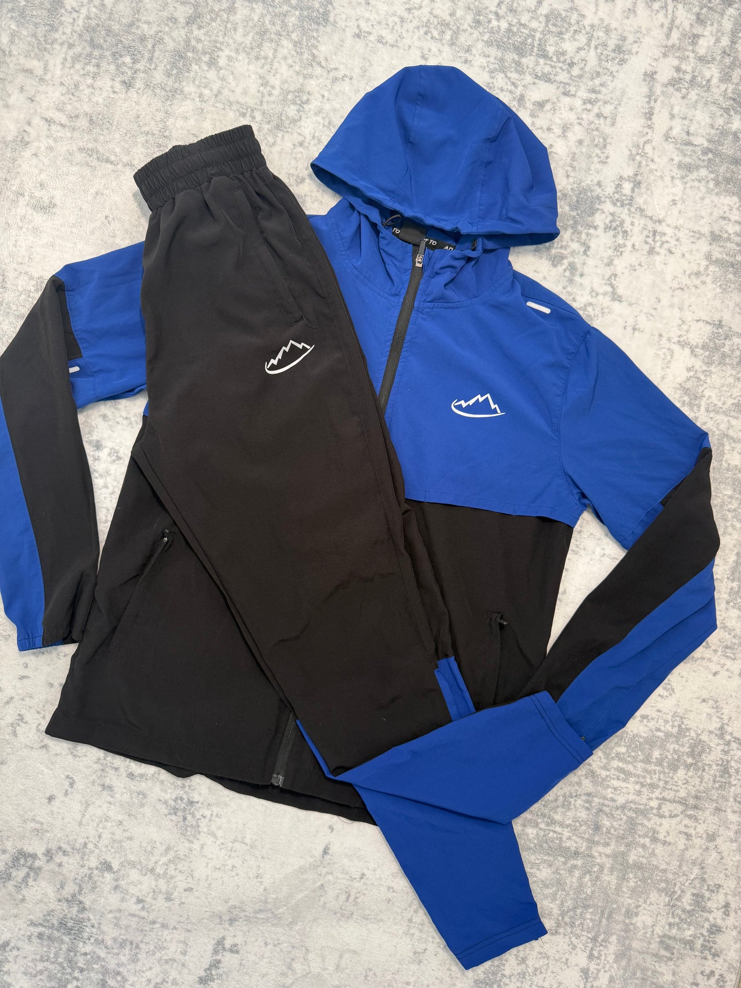 Adapt To Tracksuit - M/S