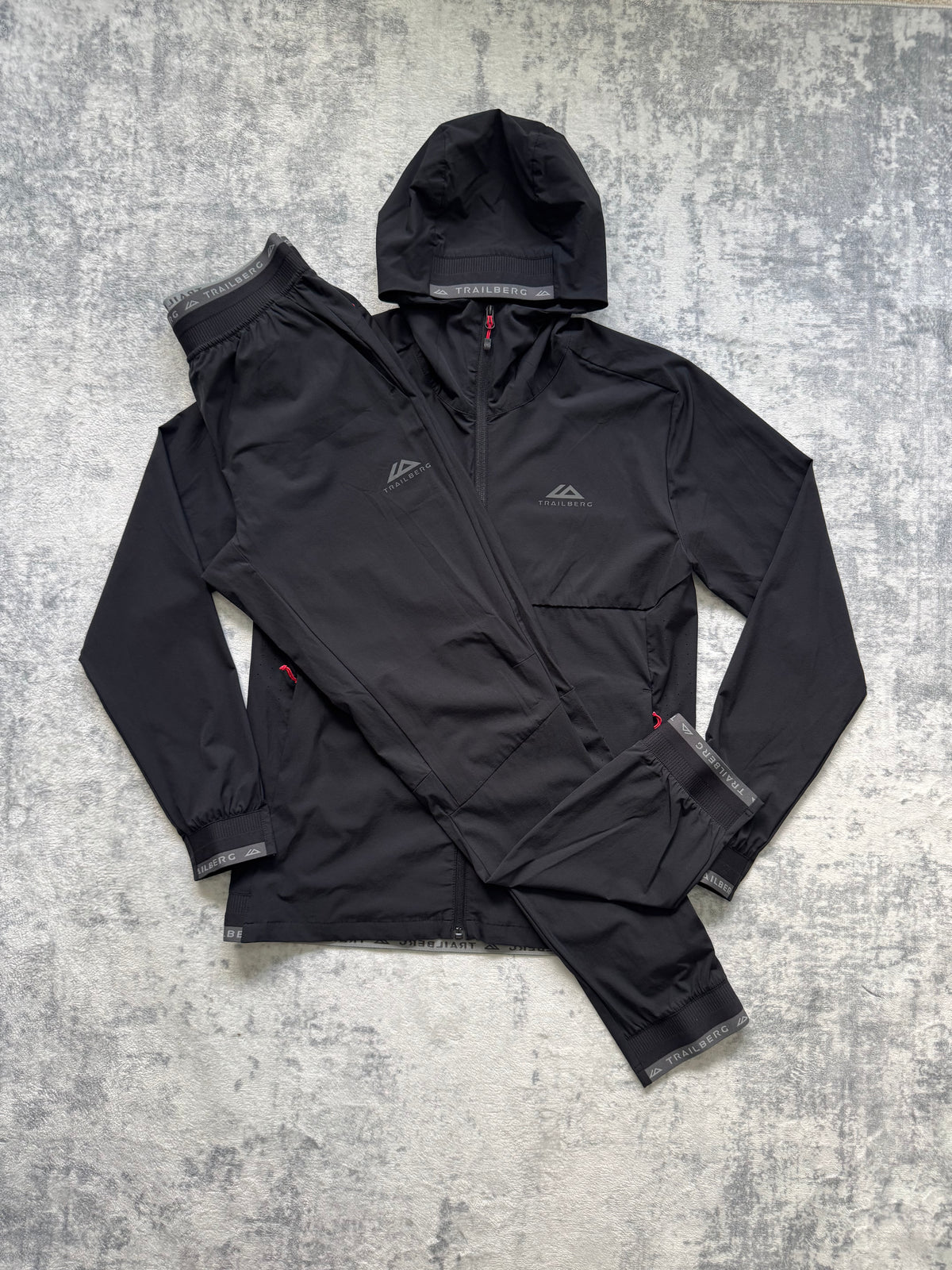 Trailberg Tracksuit - S/XS