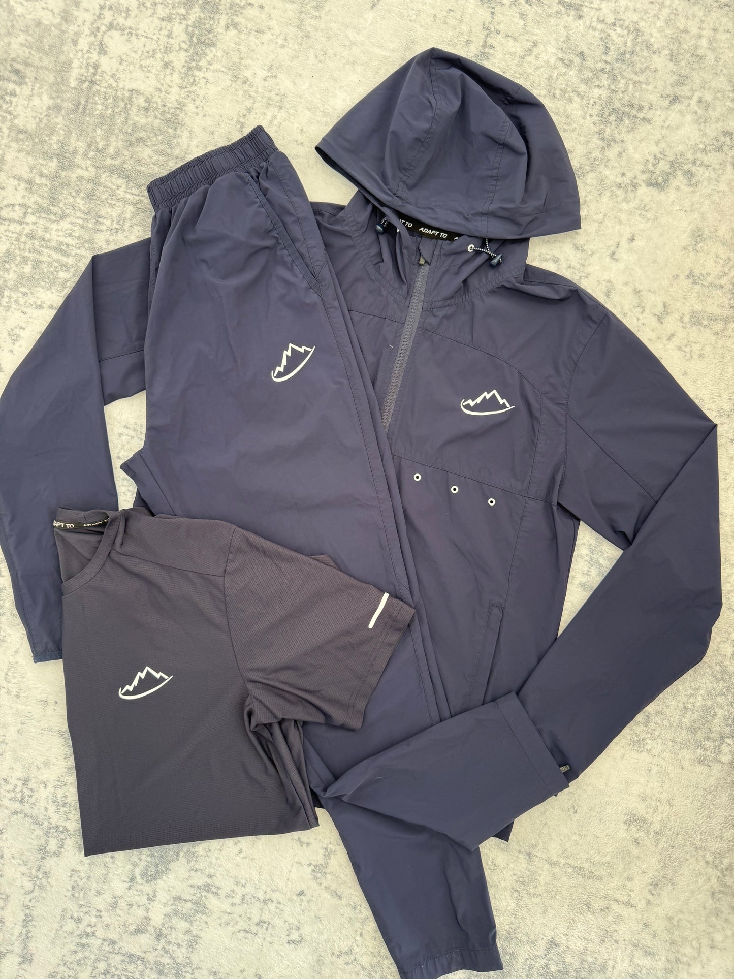 Adapt To Tracksuit & T Shirt - M