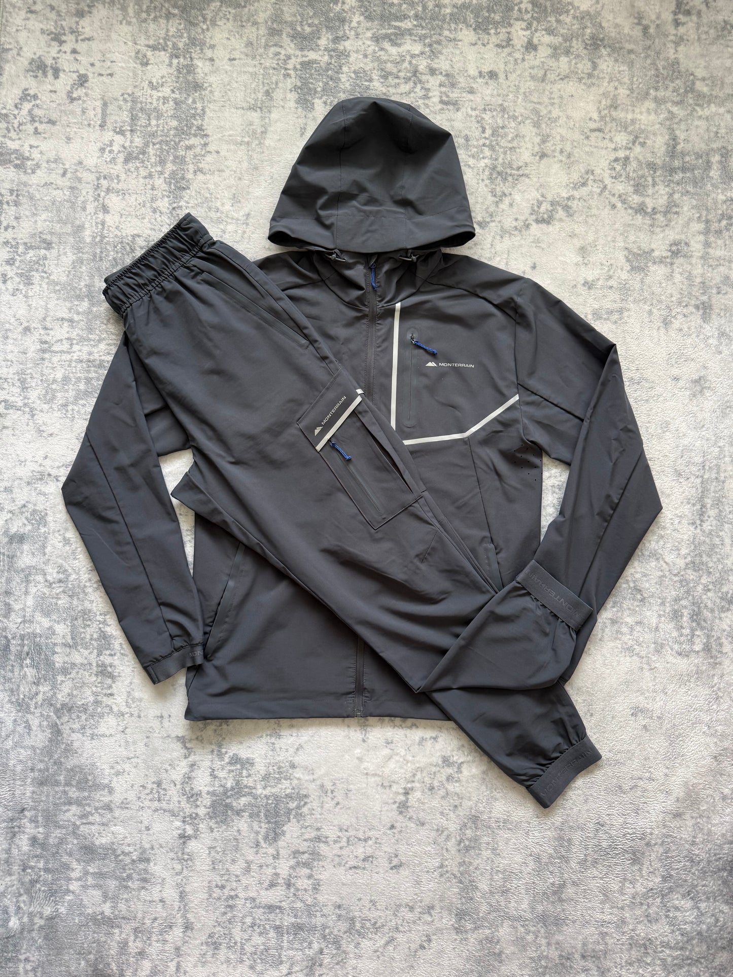 Monterrain Tracksuit - M