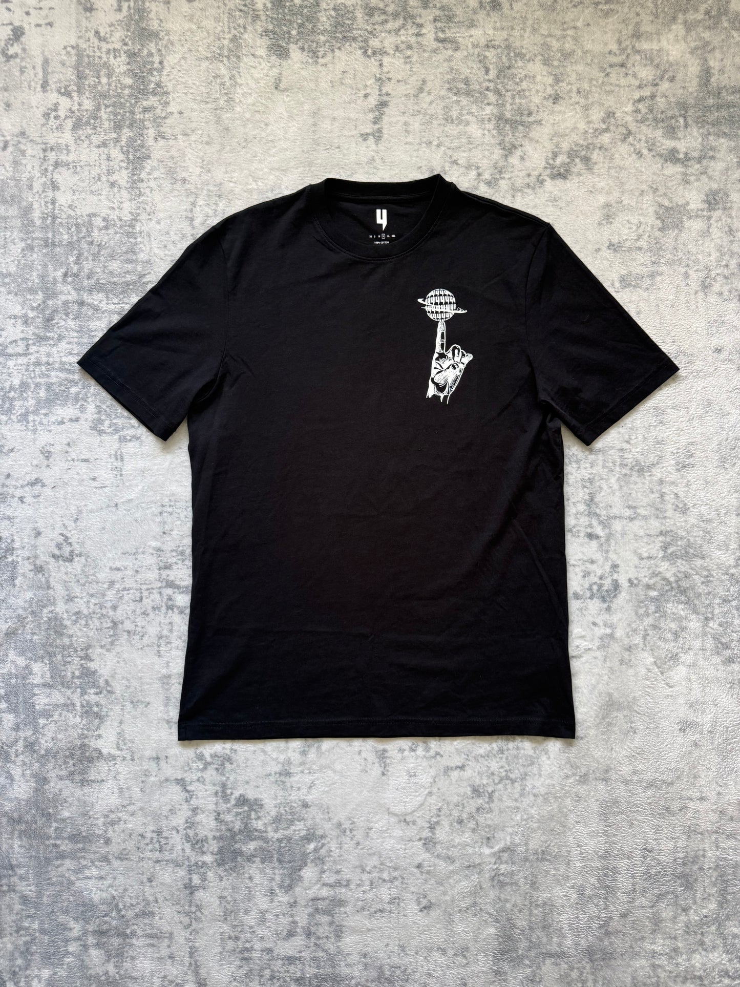 Yelir World T Shirt - L