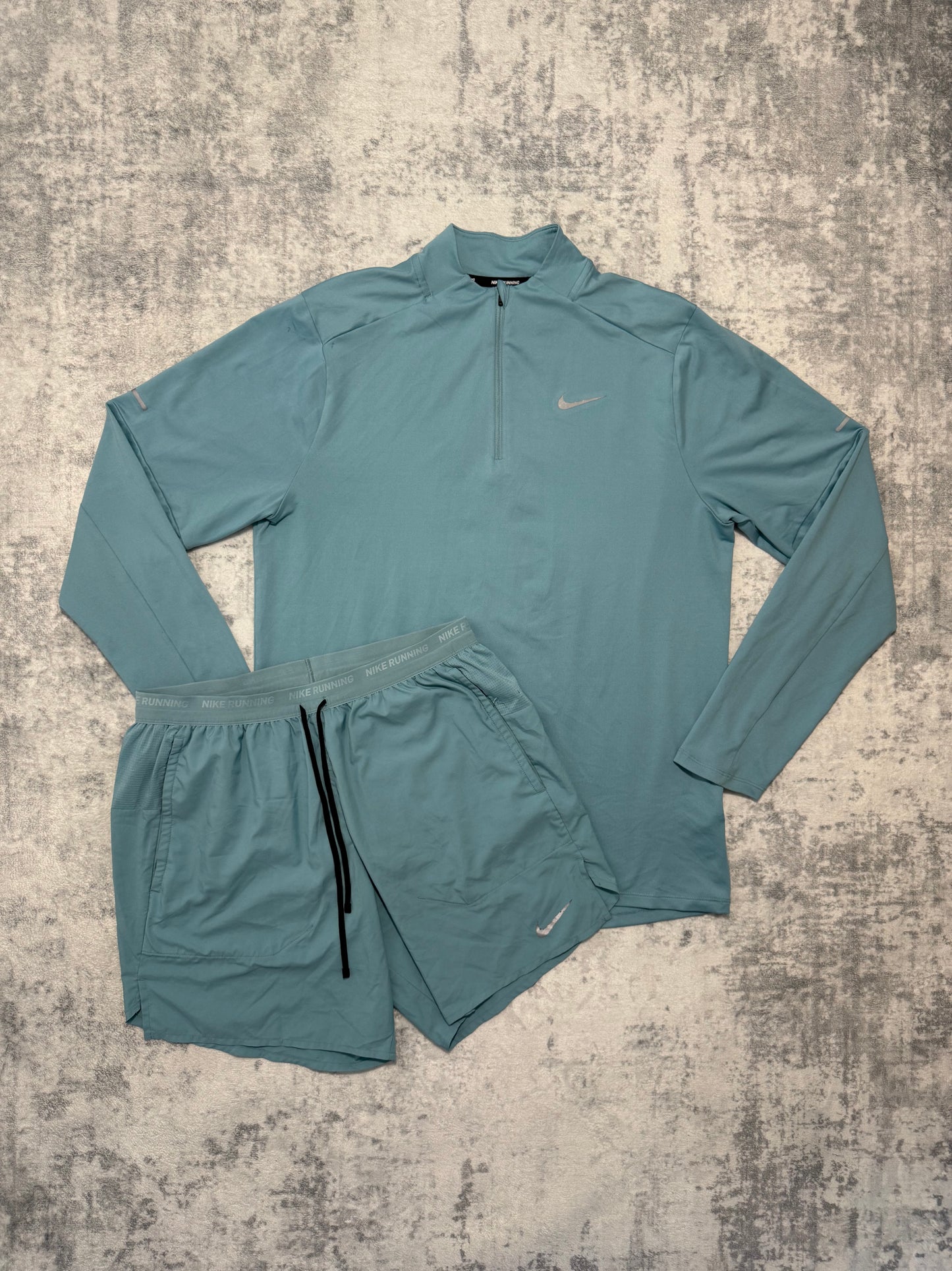 Nike 1/4 Zip Short Set - M
