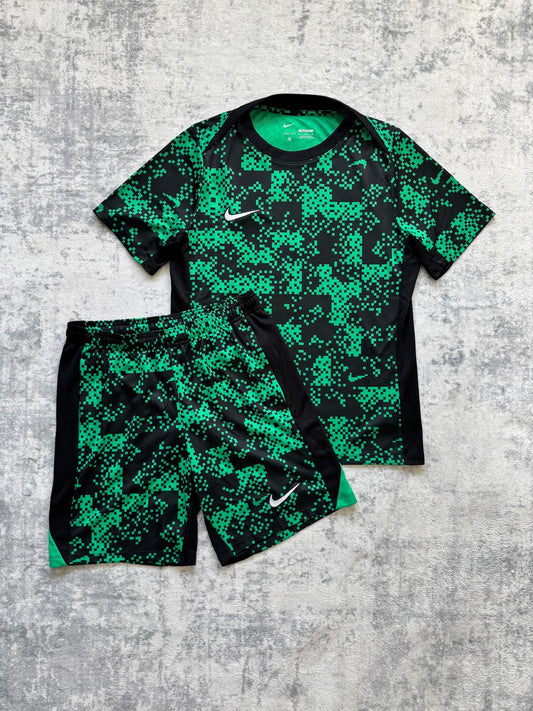 Nike Short Set - M