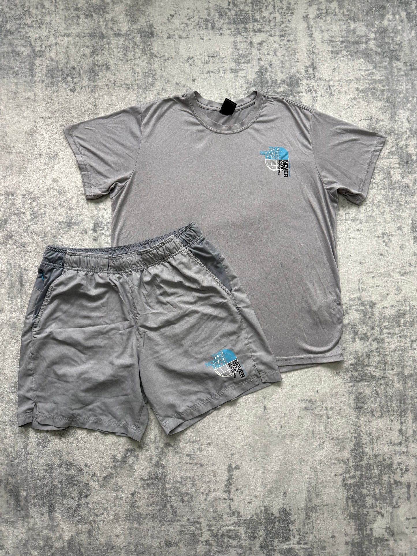The North Face Short Set - L