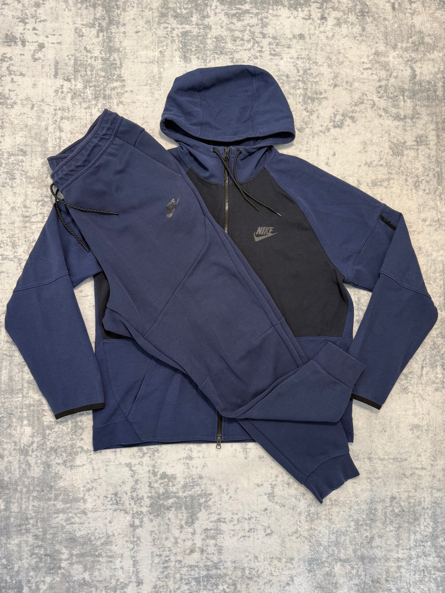 Nike Tech Fleece Tracksuit - XL