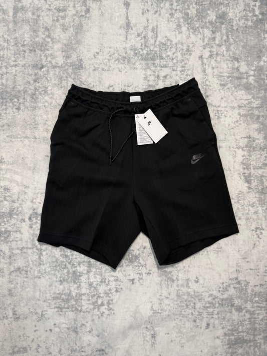 Nike Tech Fleece Shorts - L