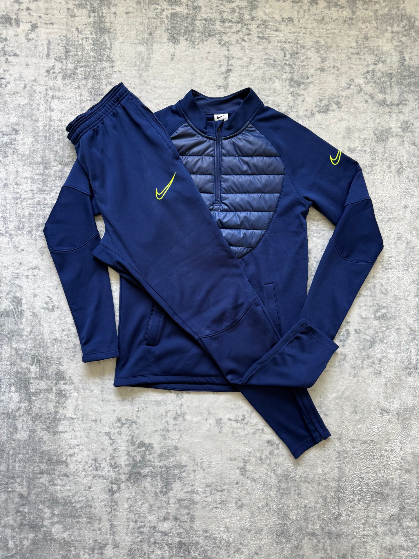 Nike Tracksuit - S