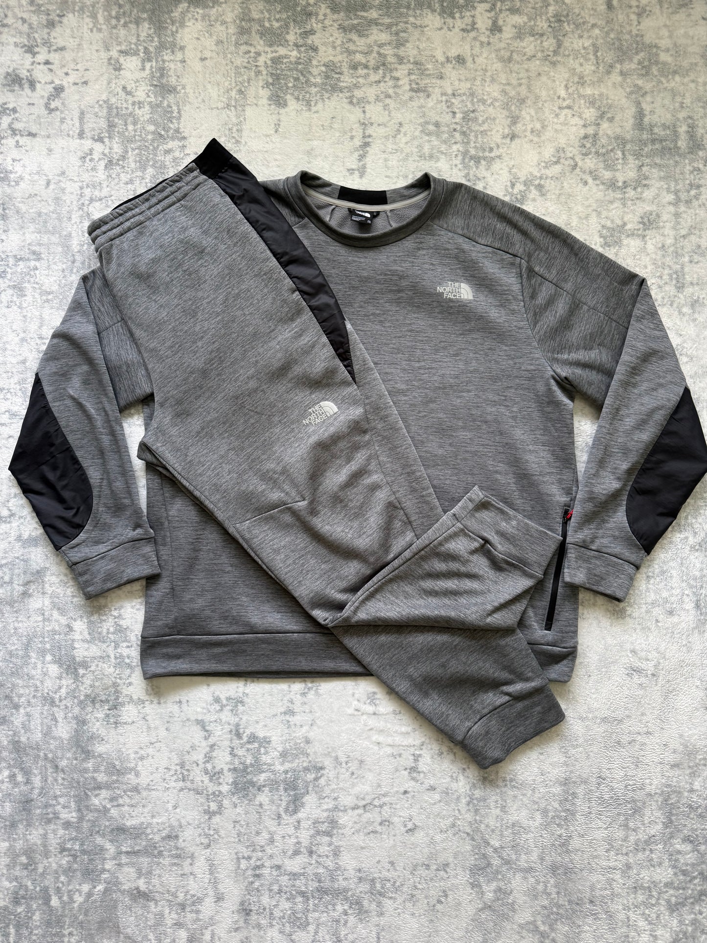 The North Face Tracksuit - XXL