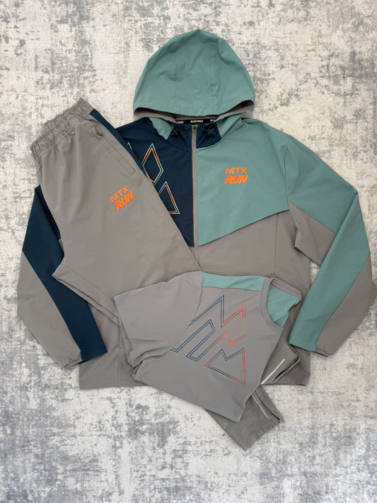 Montirex Tracksuit & T Shirt - XXL/XL