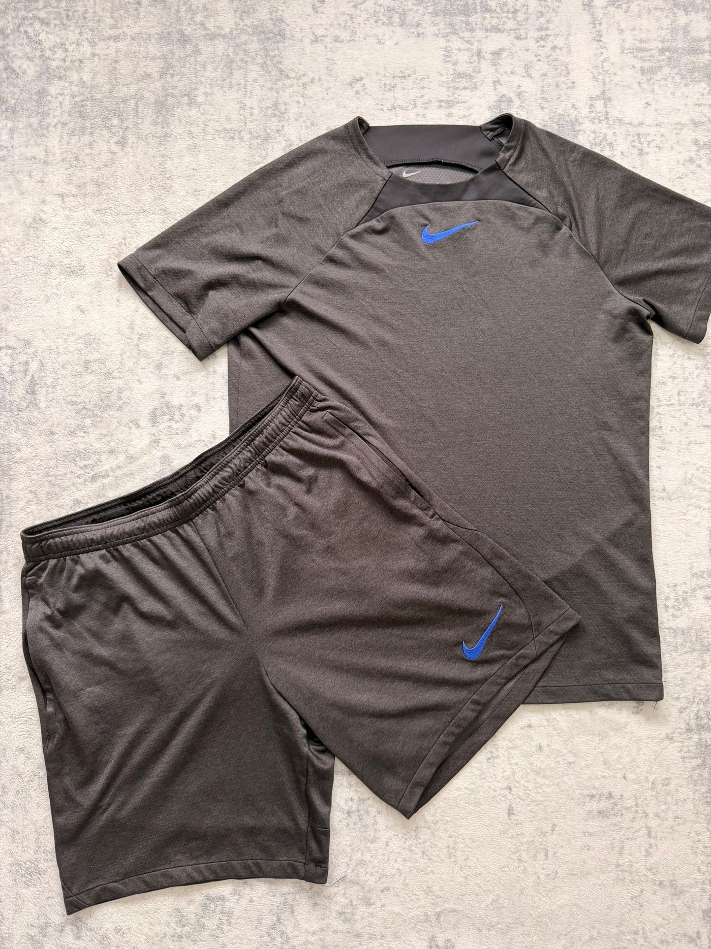 Nike Short Set - L