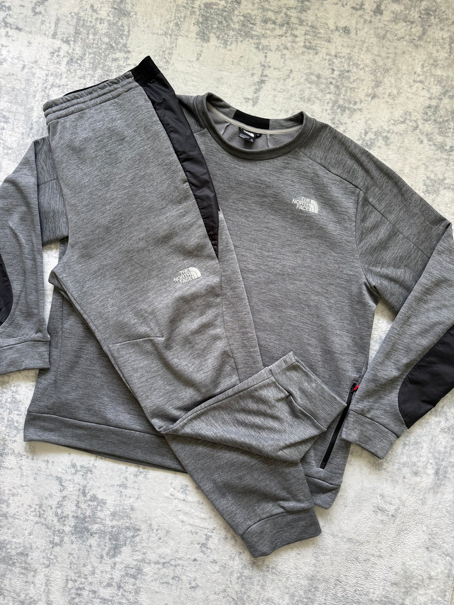The North Face Tracksuit - XXL