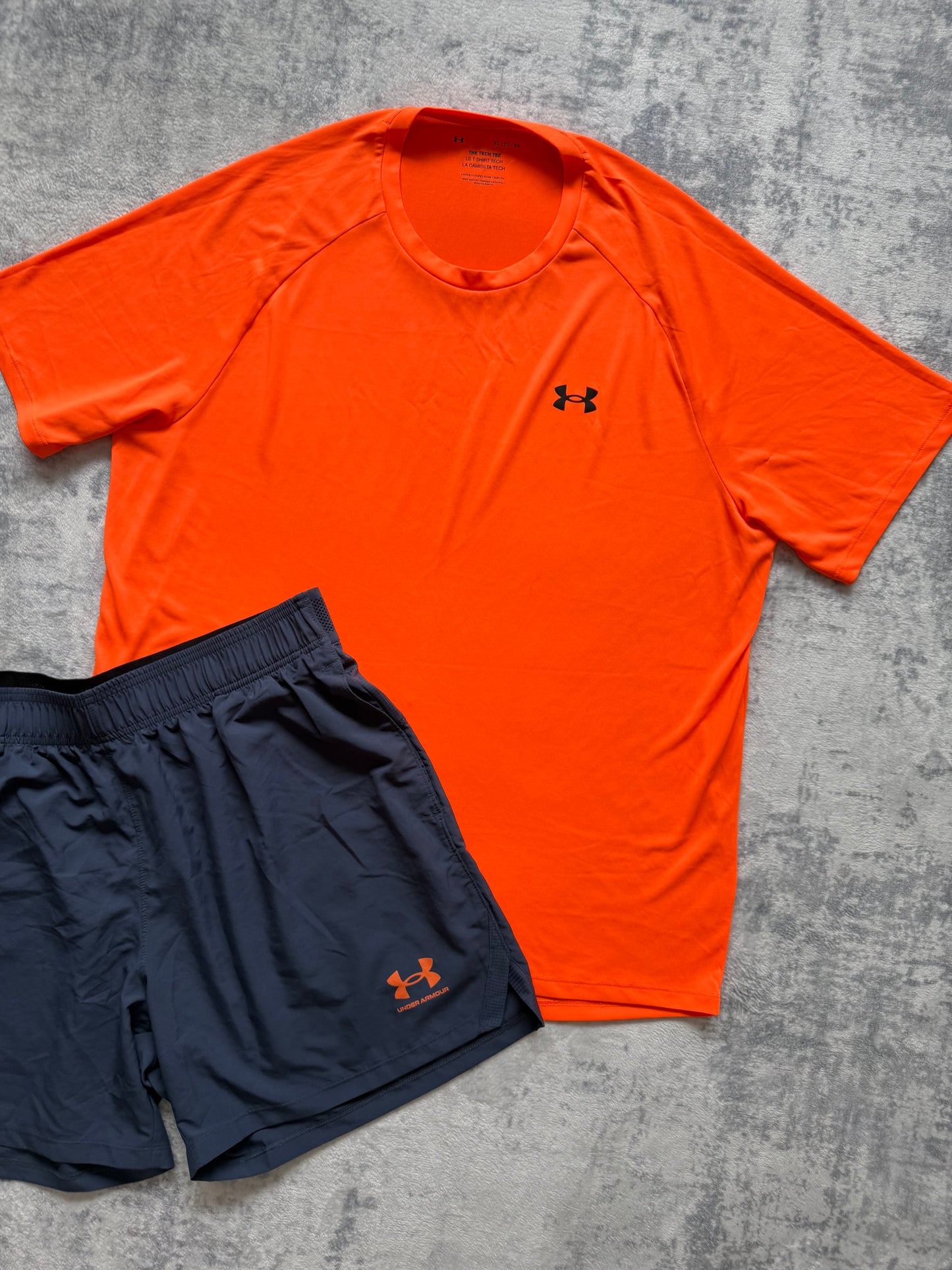 Under Armour Short Set - XL