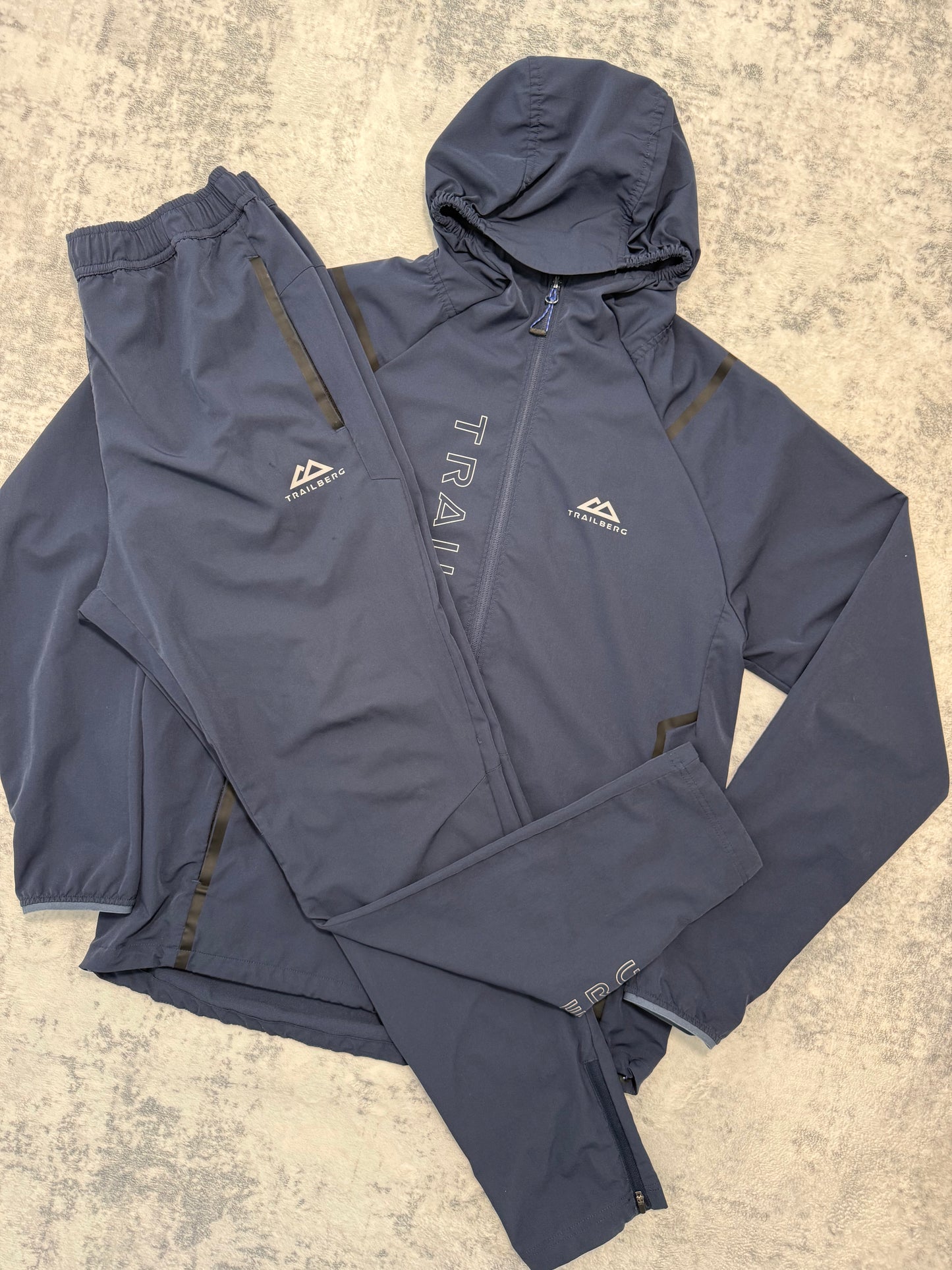 Trailberg Tracksuit - M