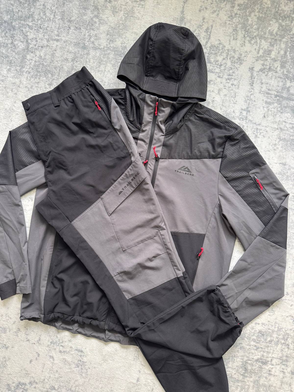 Trailberg Tracksuit - XXL/XL