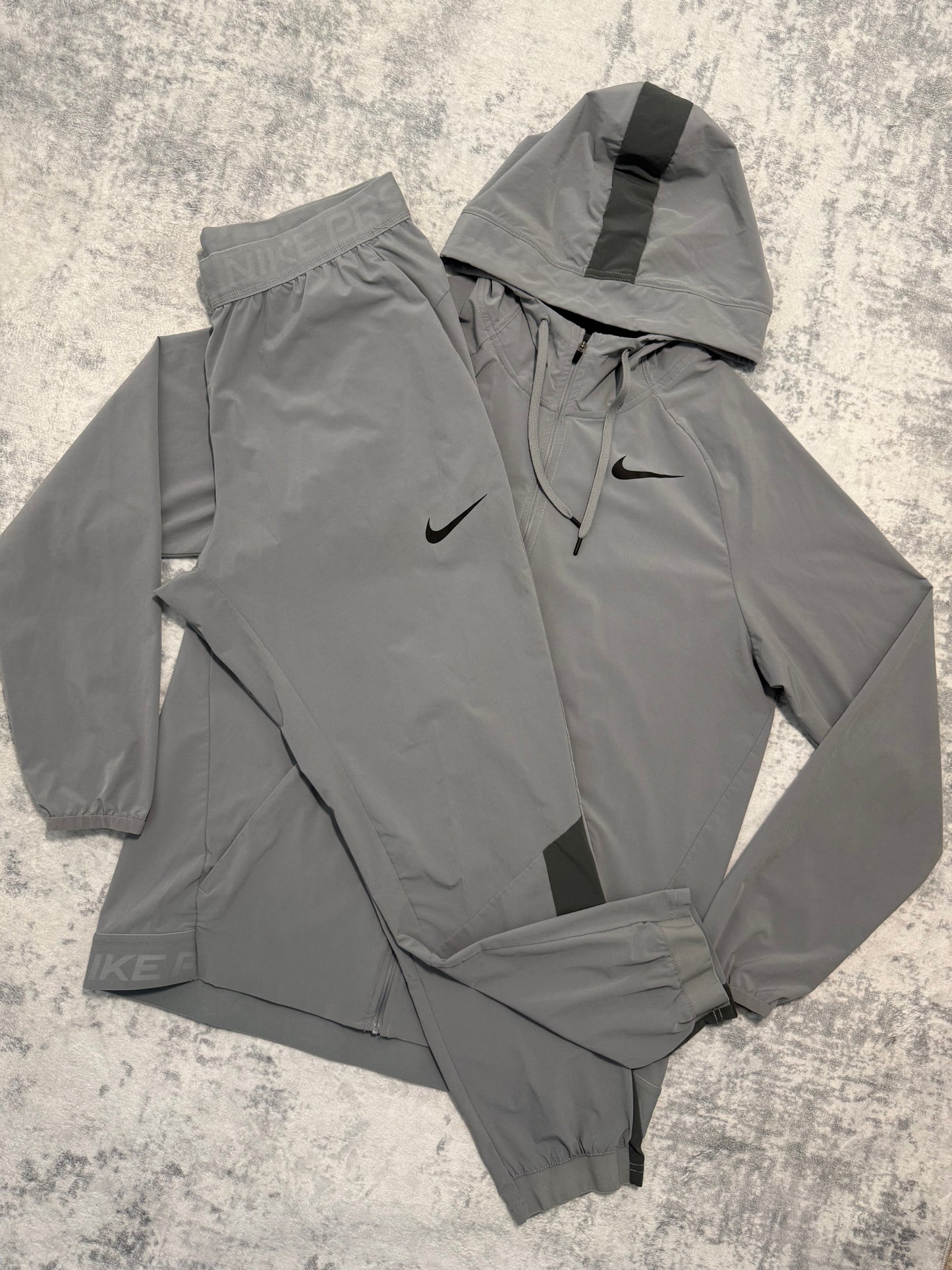 Nike Pro Tracksuit - L