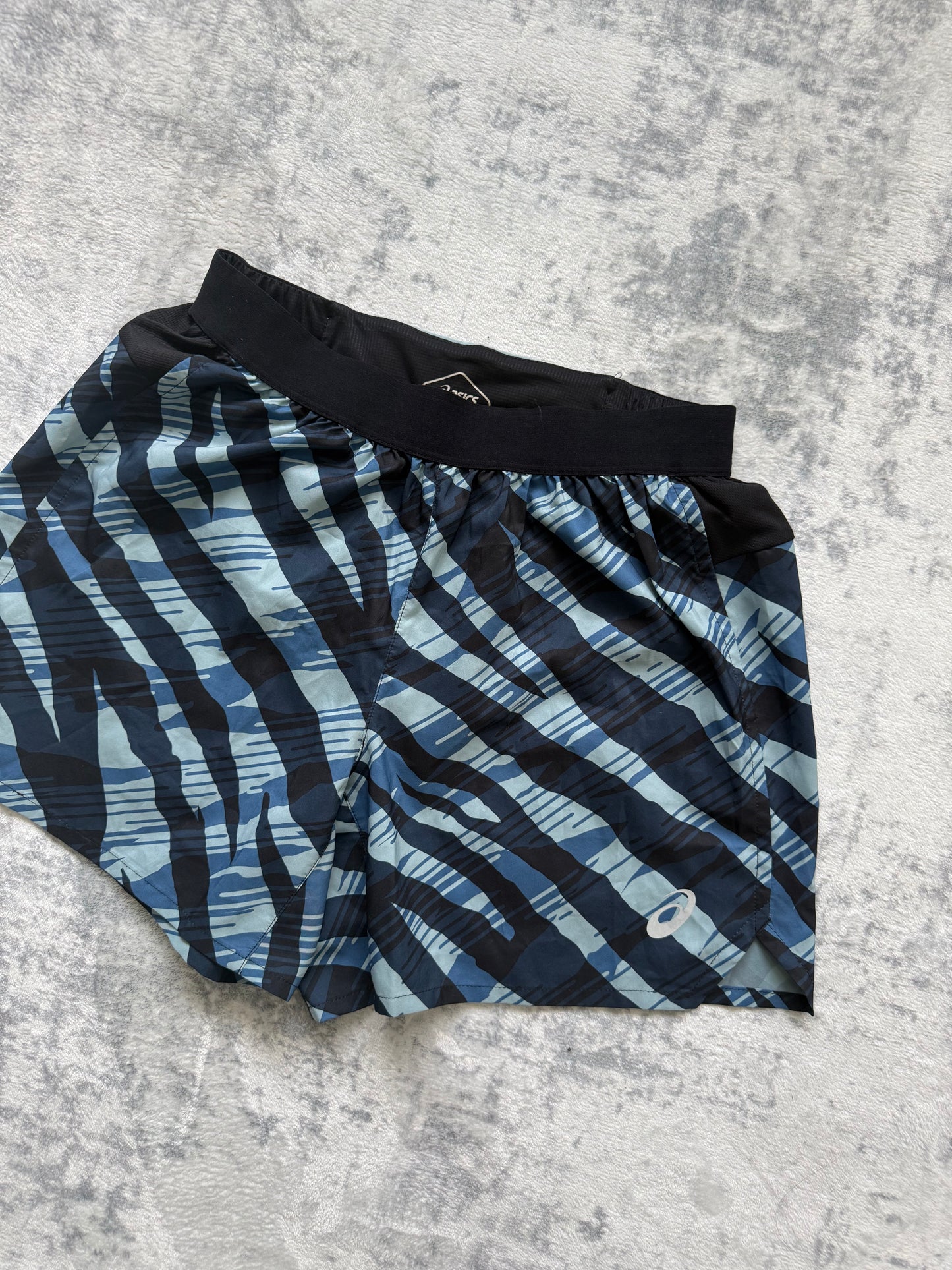 Asics Shorts - M