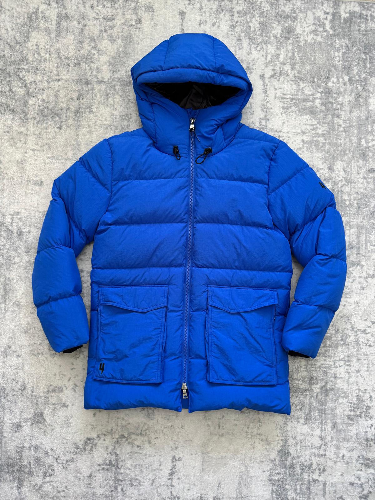 Yelir World Puffer Coat - M